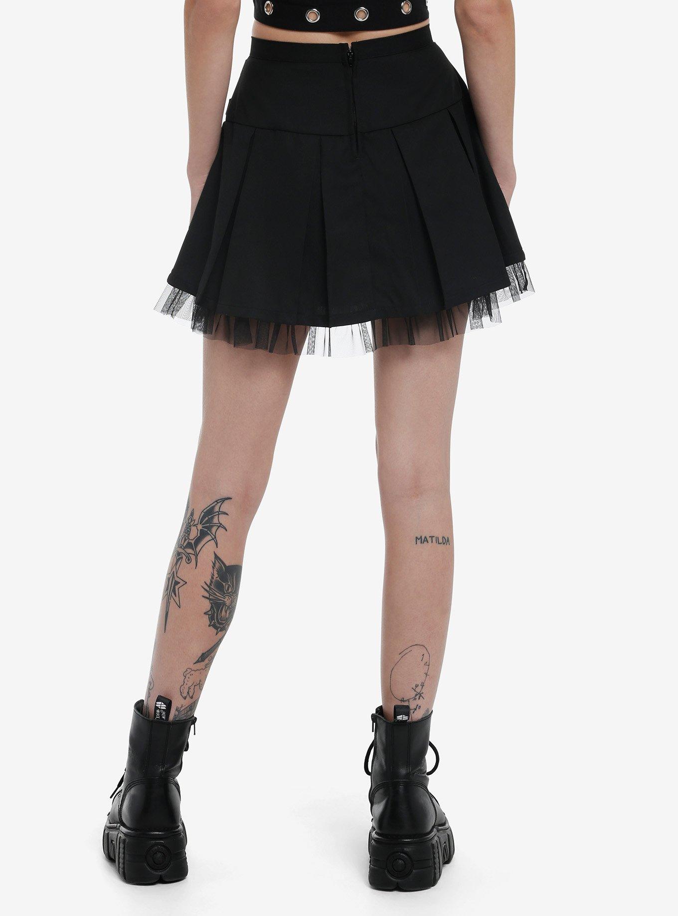 Social Collision Black Star Buckle Pleated Mini Skirt, , hi-res