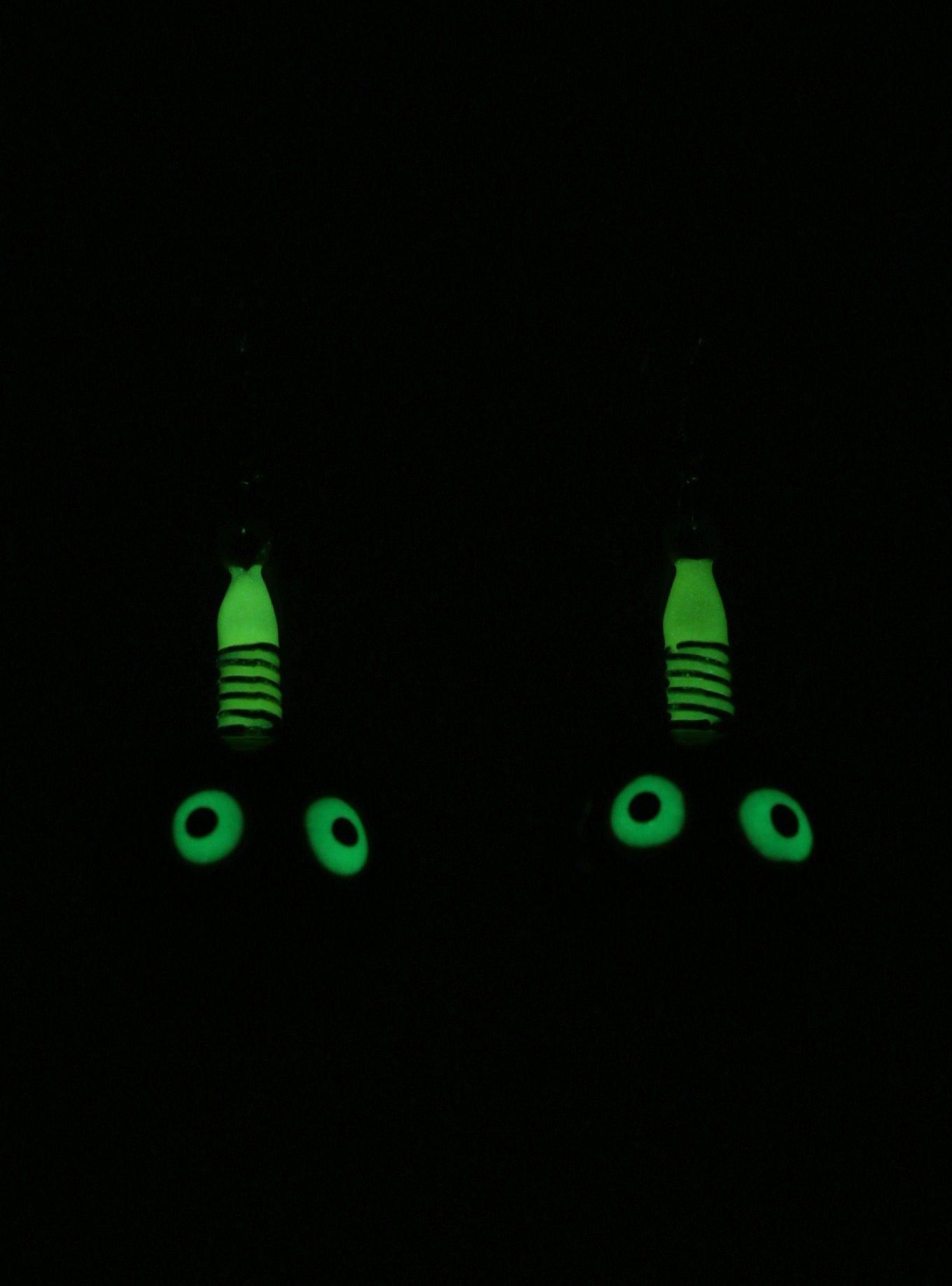Five Nights At Freddy's Carl The Cupcake Figural Earrings, , alternate