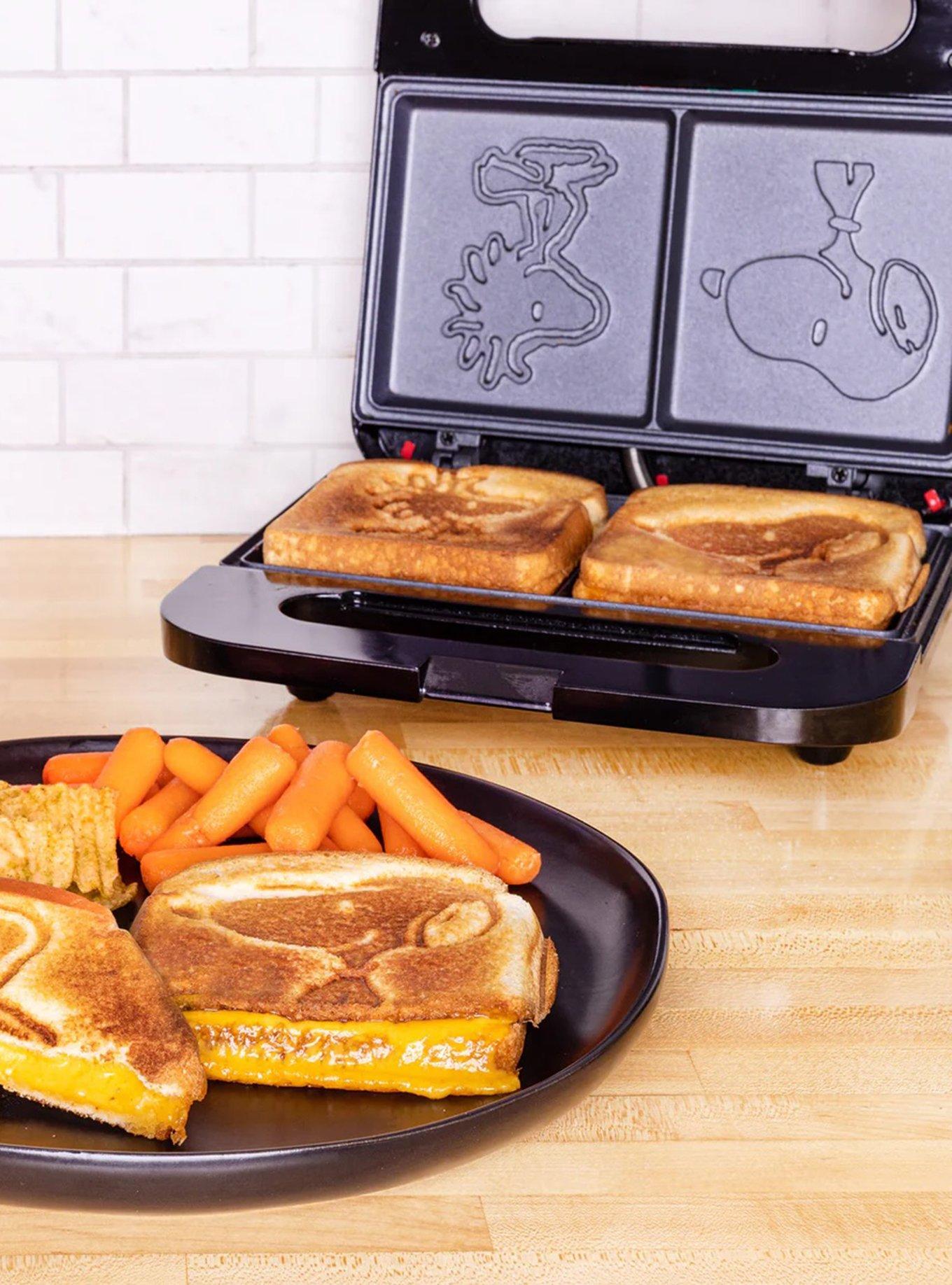 Peanuts Grilled Cheese Maker, , alternate