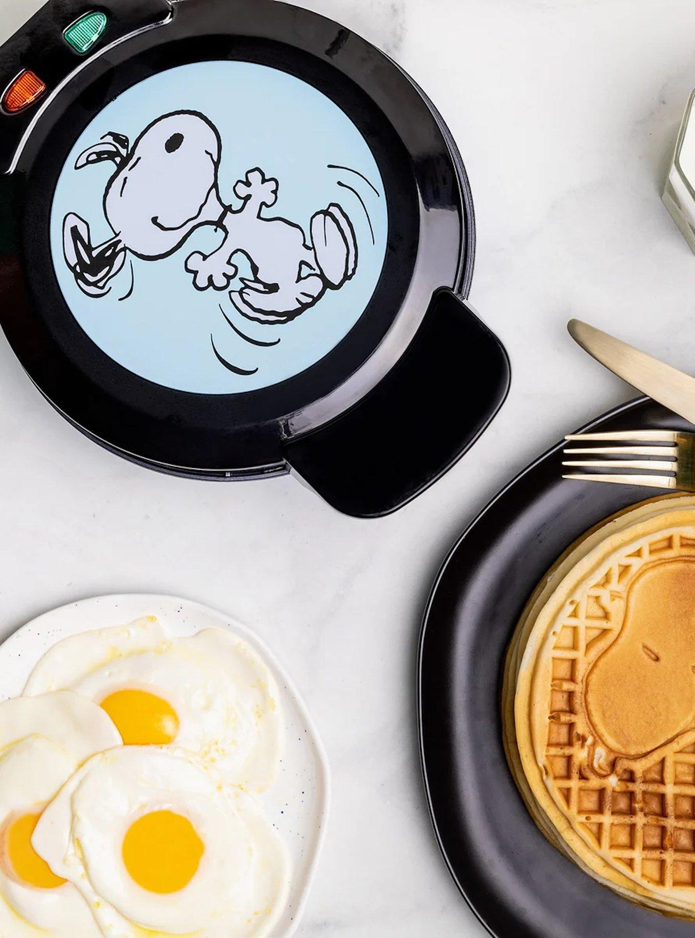 Peanuts Snoopy Waffle Maker, , alternate