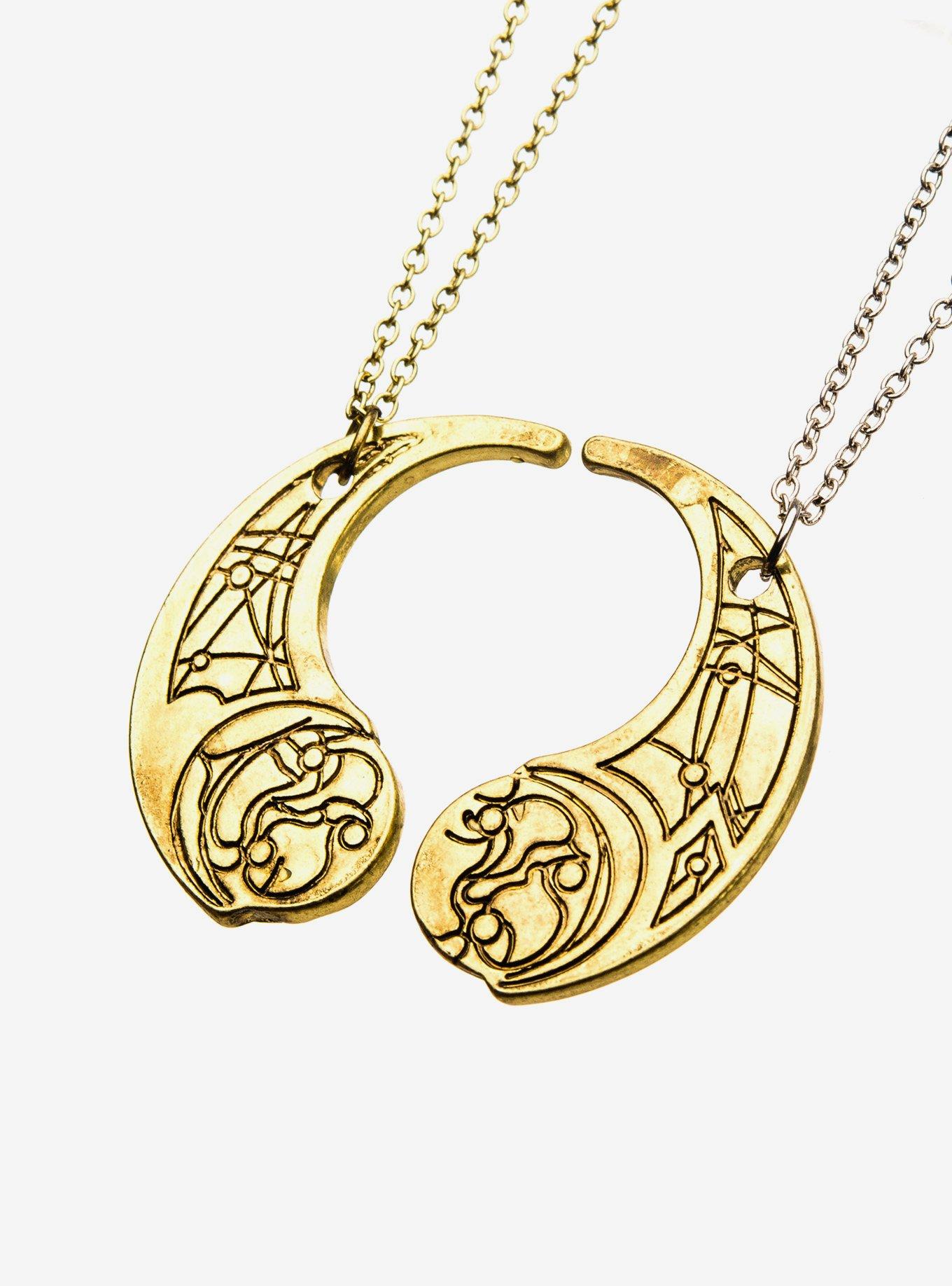 Star Wars Episode VIII: The Last Jedi The Last Jedi Crescent Moon Haysian Smelt Pendant Necklace, , hi-res