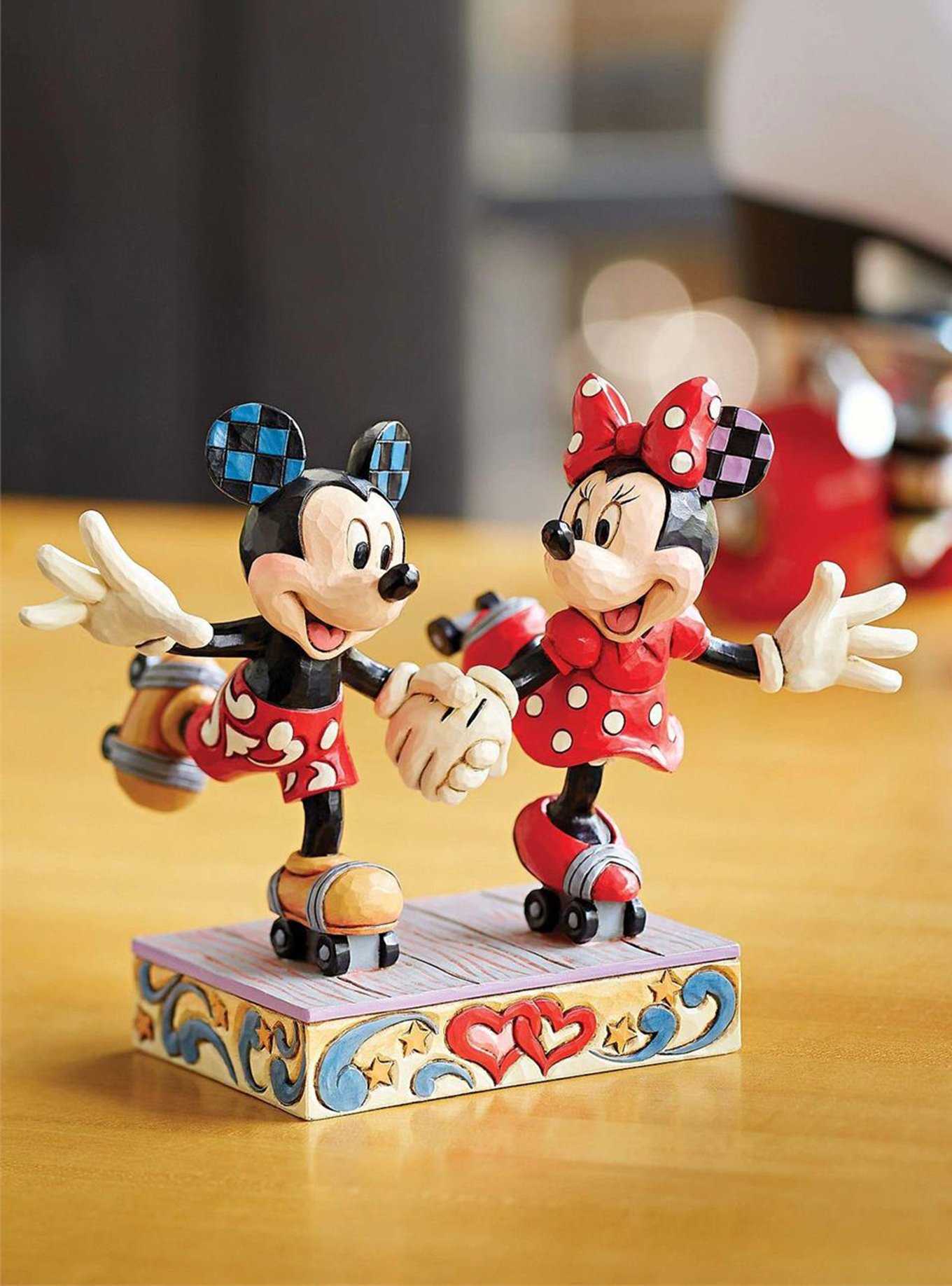 Disney Mickey & Minnie Roller Skating Figure, , hi-res