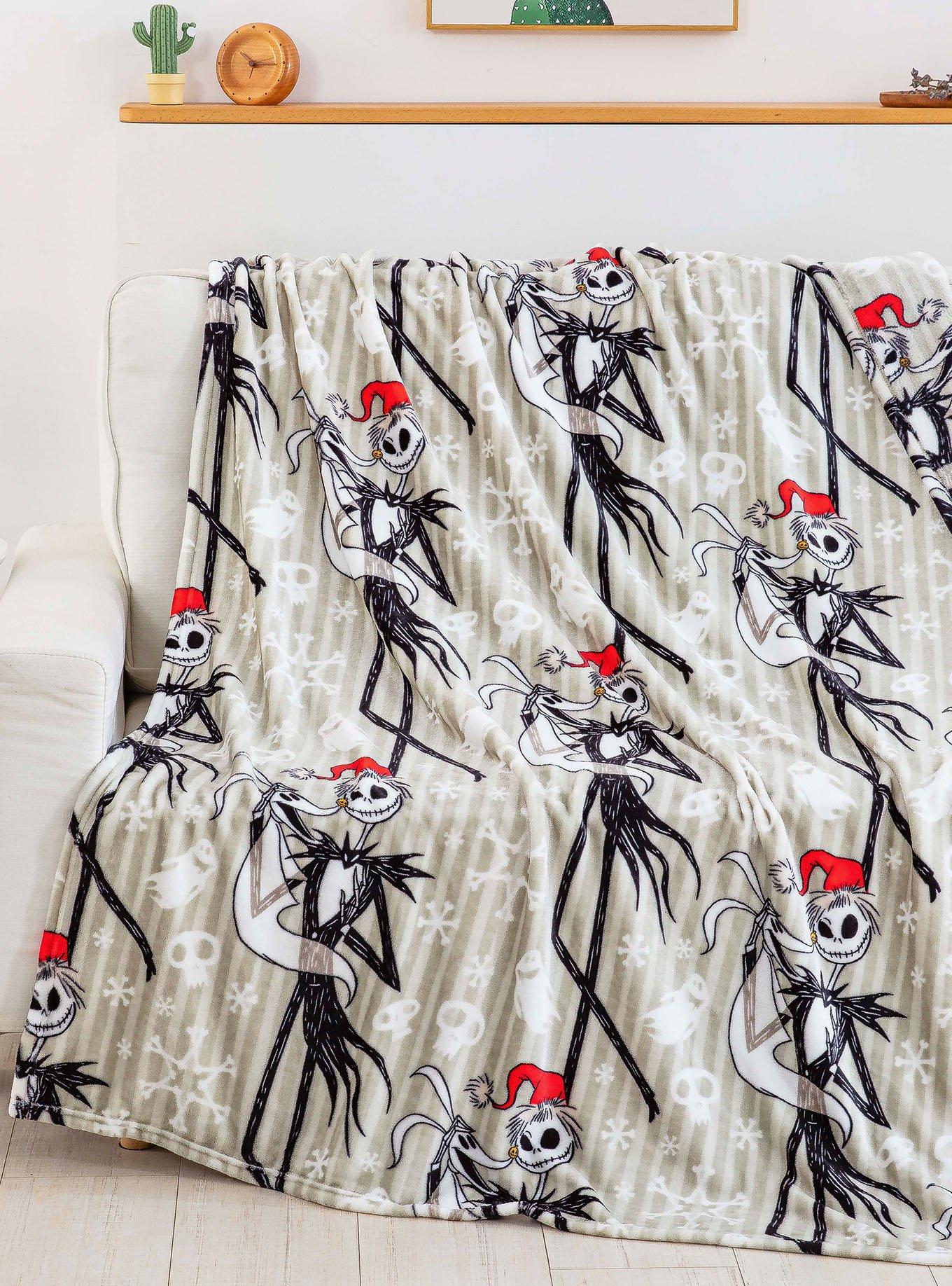 Disney Nightmare Before Christmas Ghostly Holiday Silk Touch Blanket, , hi-res