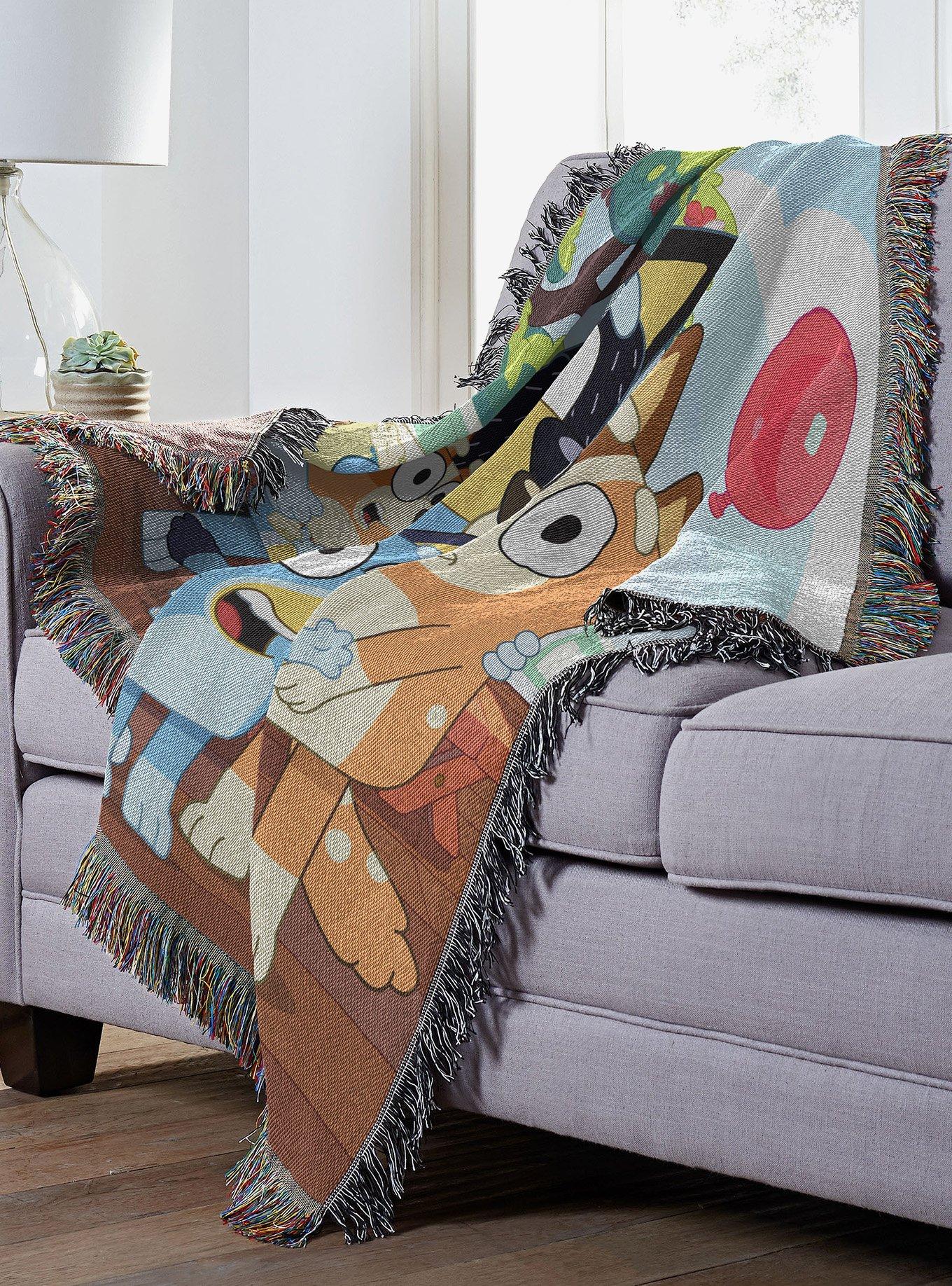 Bluey Family Day Tapestry Throw, , alternate