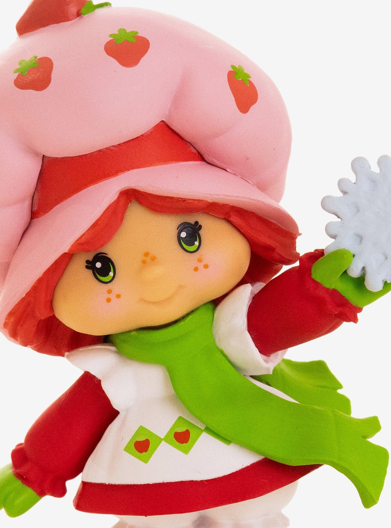 Strawberry Shortcake Skates CheeBee Figure, , hi-res