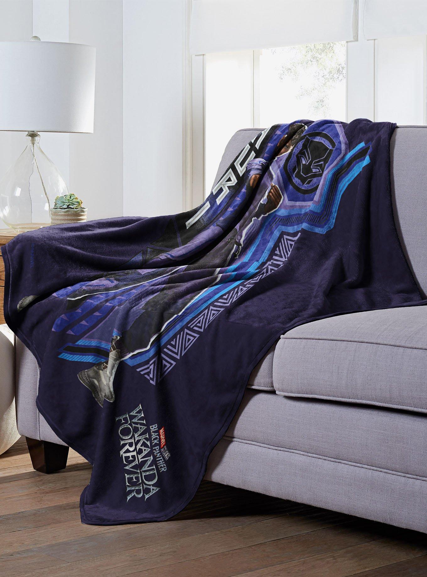 Marvel Black Panther Blanket Shuri Silk Touch Throw, , hi-res