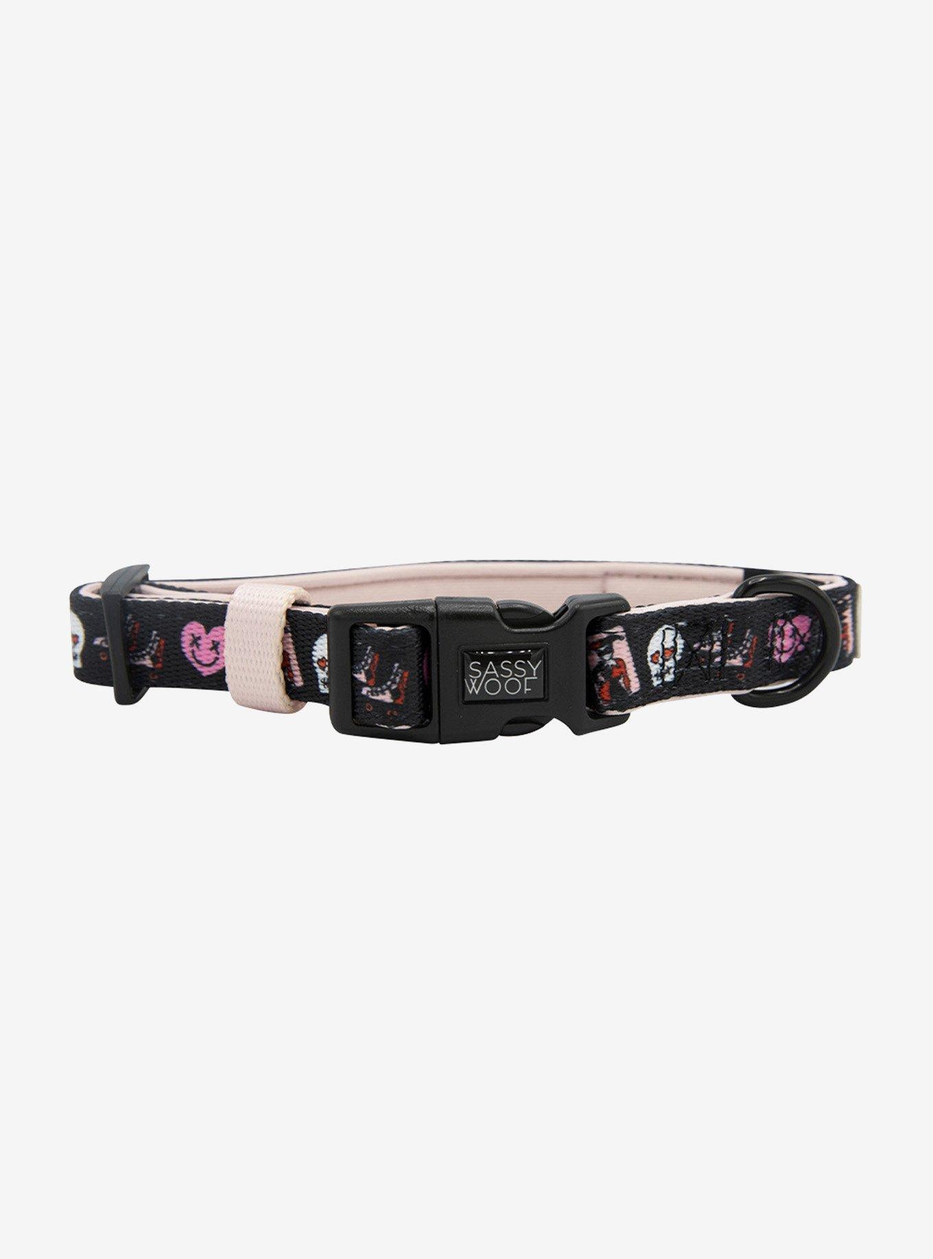 DC Comics Harley Quinn x Sassy Woof Dog Collar, PINK, alternate