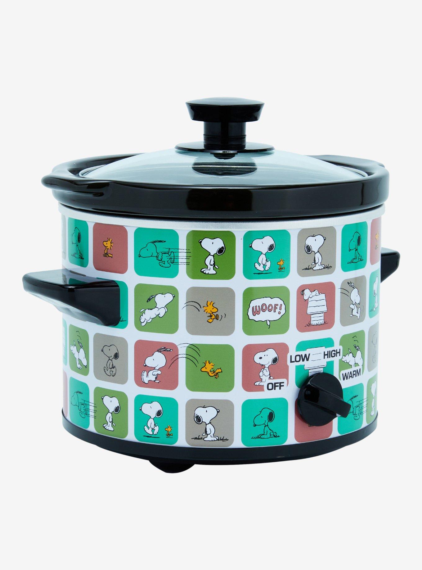 Peanuts Snoopy Grid 2-Quart Slow Cooker, , alternate