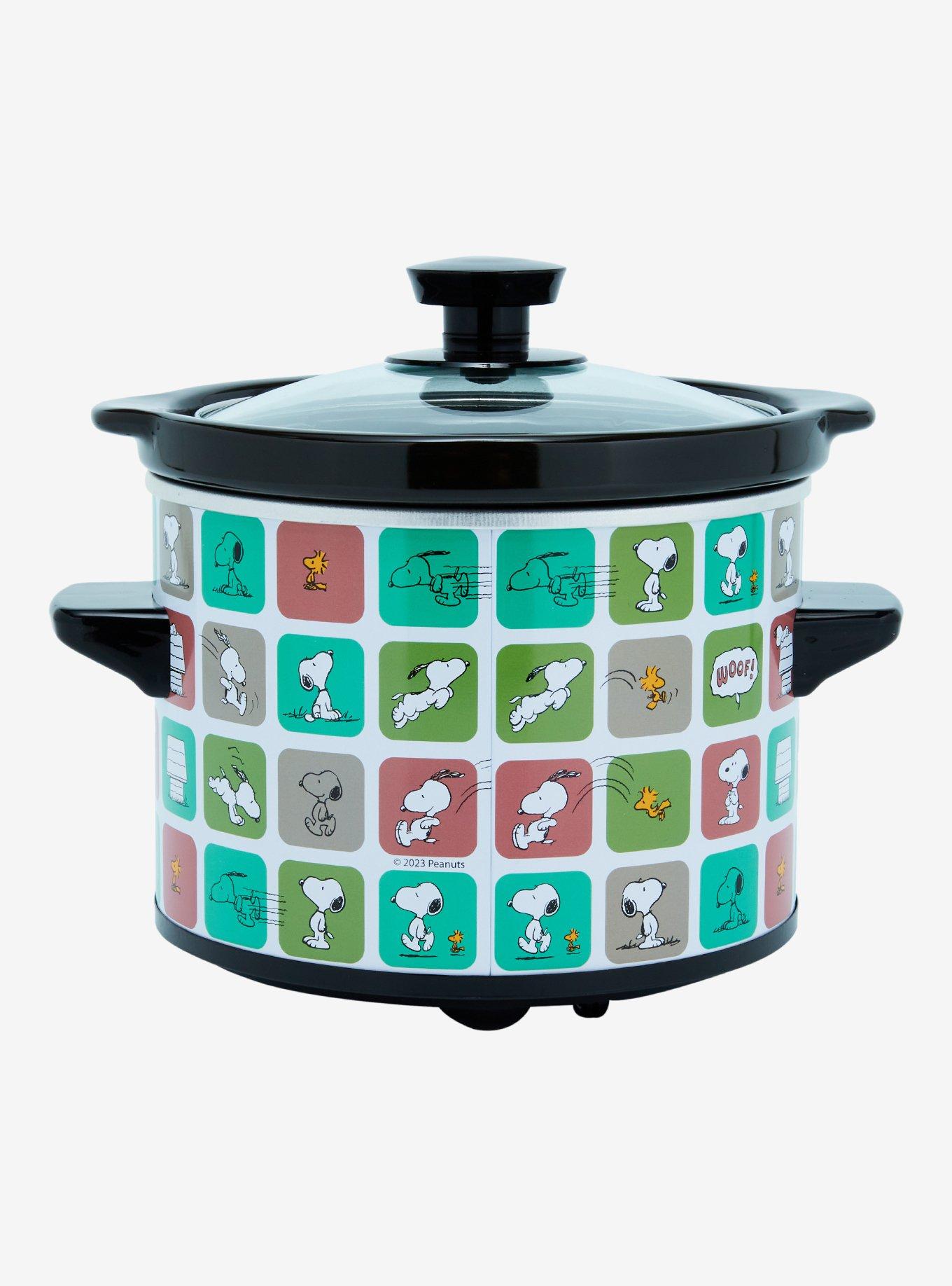 Peanuts Snoopy Grid 2-Quart Slow Cooker, , alternate