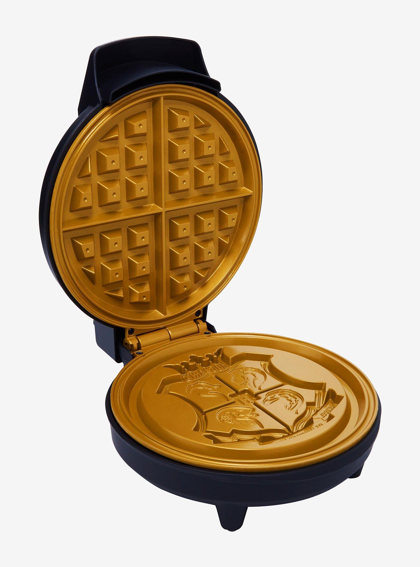 Harry Potter Hogwarts School of Witchcraft and Wizardry Waffle Maker, , alternate