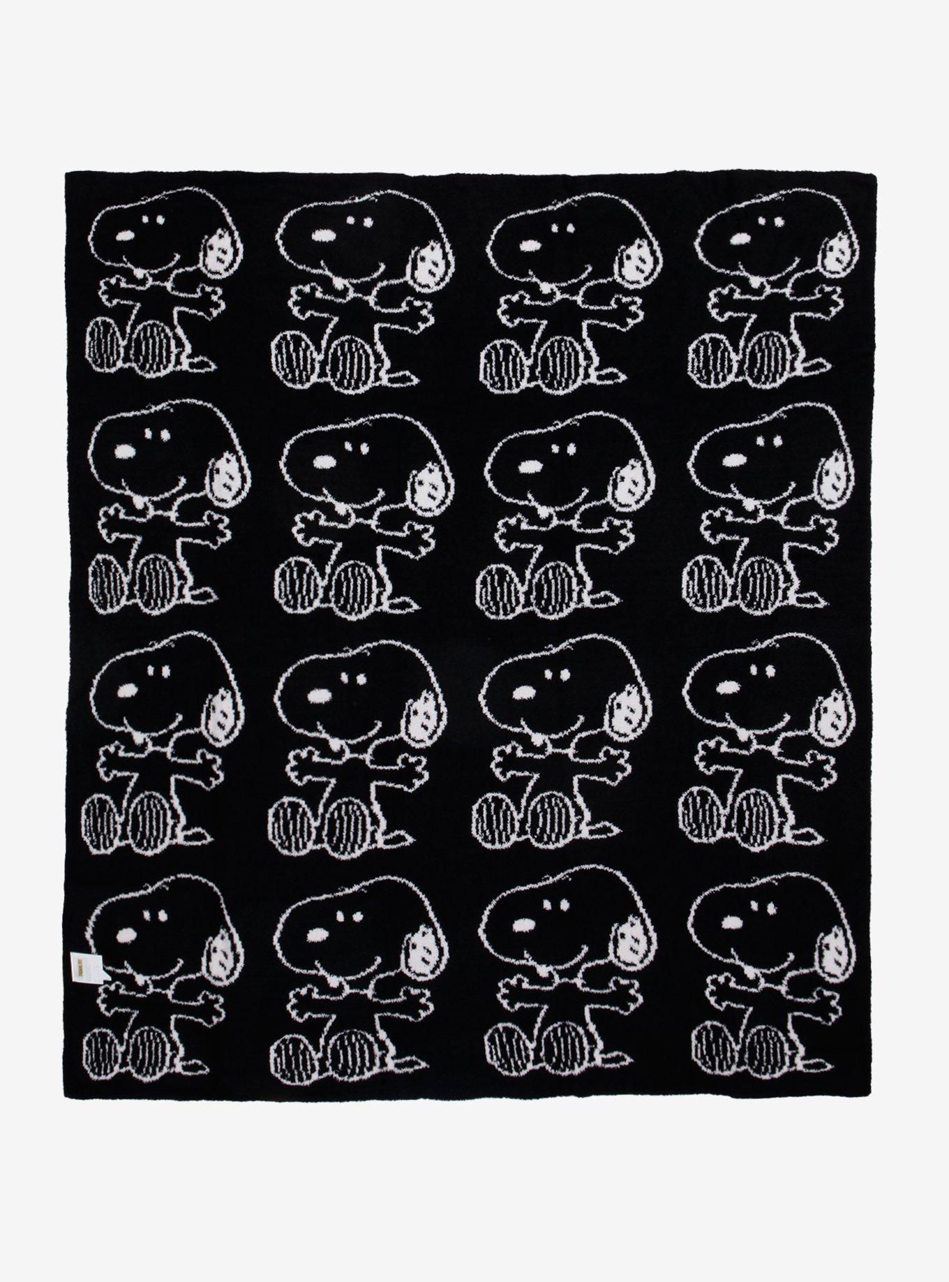Peanuts Snoopy Allover Print Feather Knit Throw Blanket