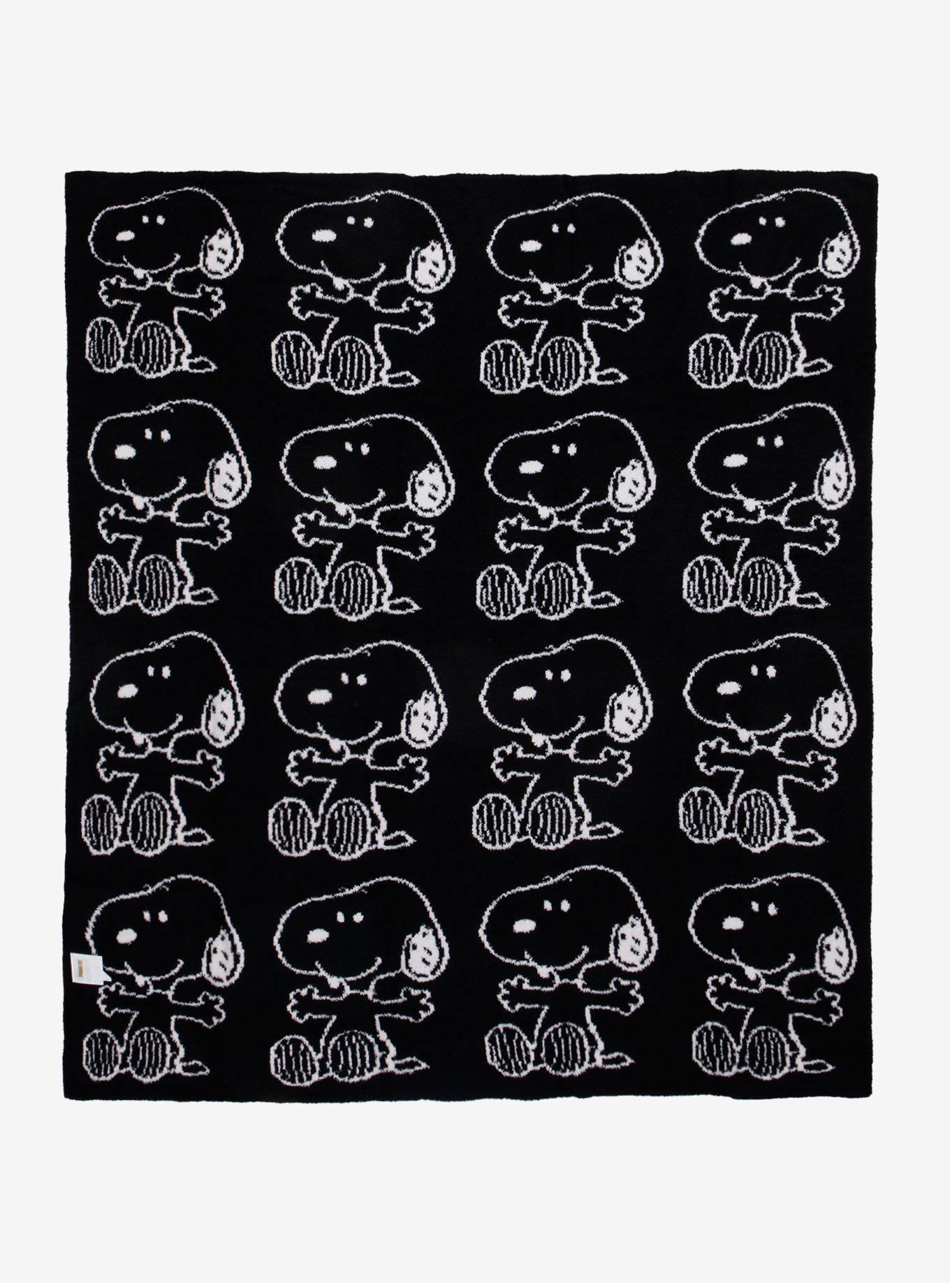 Peanuts Snoopy Allover Print Feather Knit Throw Blanket, , hi-res