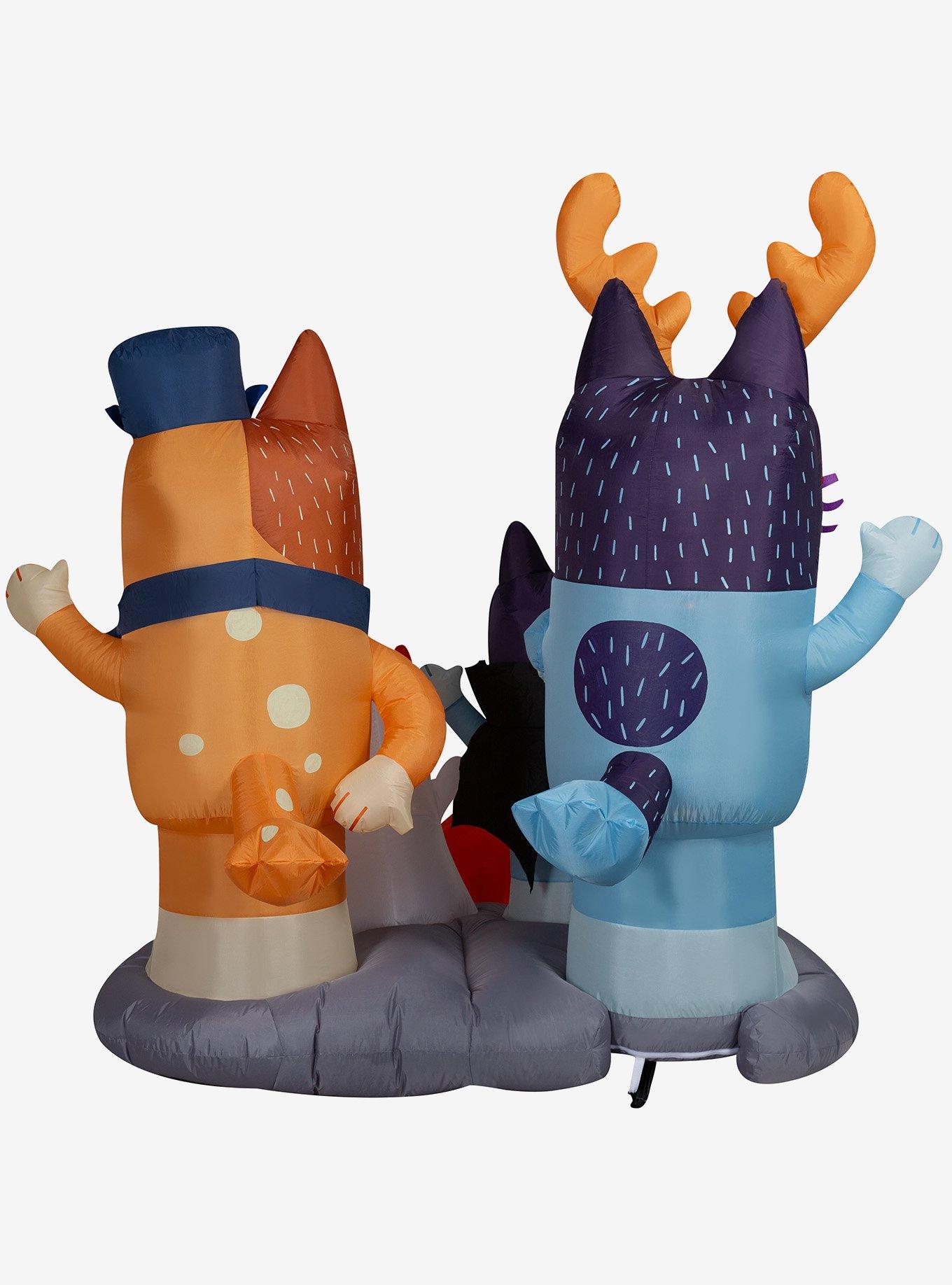 Bluey and Family Scene Inflatable Decor