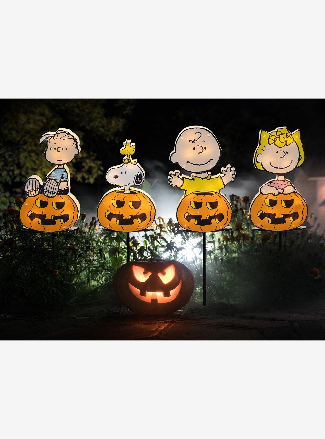 Peanuts Great Pumpkin Gang PreLit Pathway Markers, , alternate