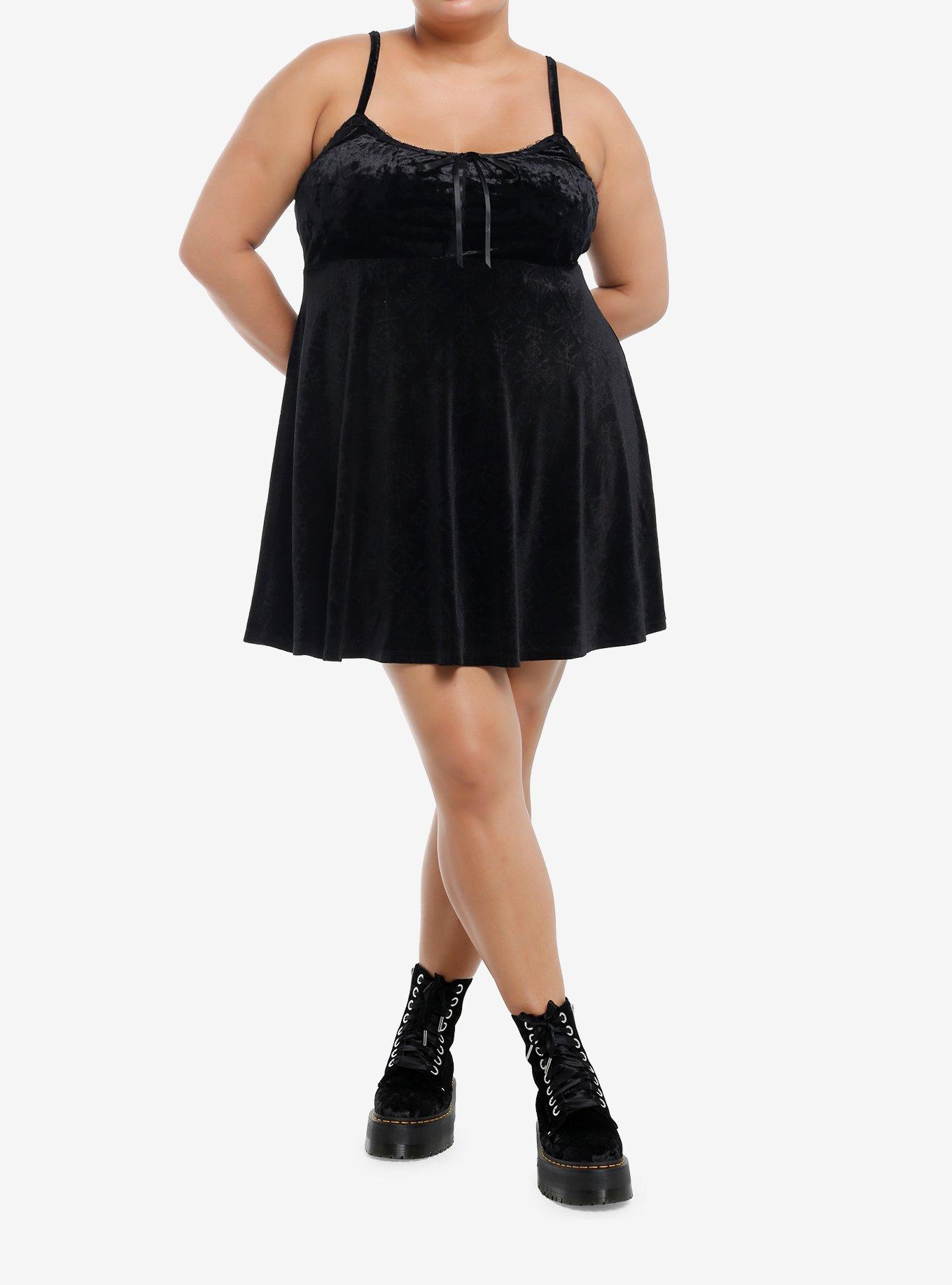 Cosmic Aura Witch Symbol Debossed Velvet Cami Dress Plus Size, , hi-res