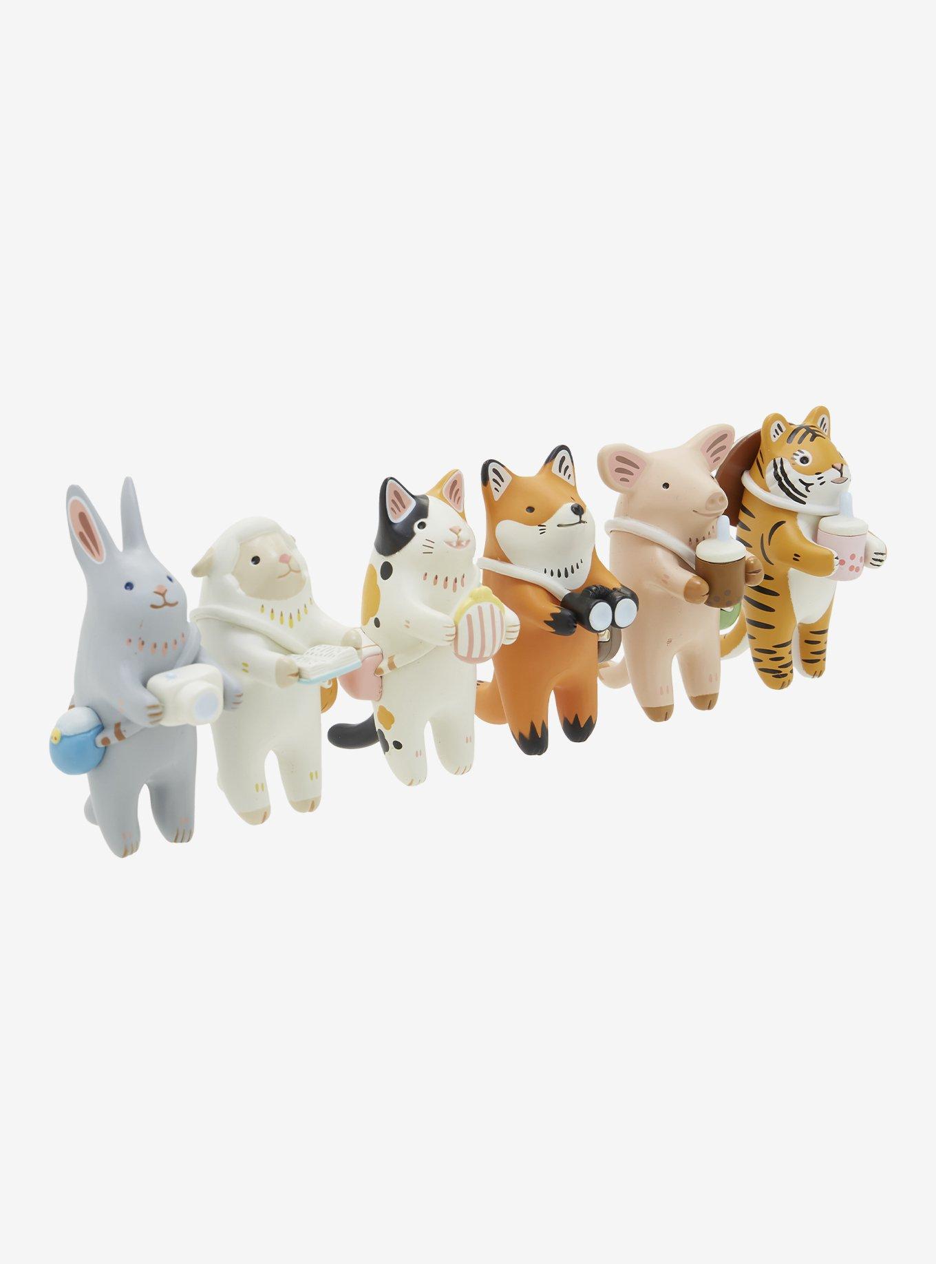 Animal Tourists Blind Box Figure, , hi-res