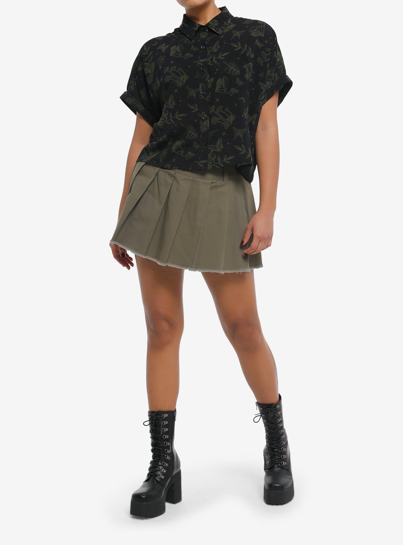 Cosmic Aura Black & Green Mushroom Girls Crop Woven Button-Up, , hi-res