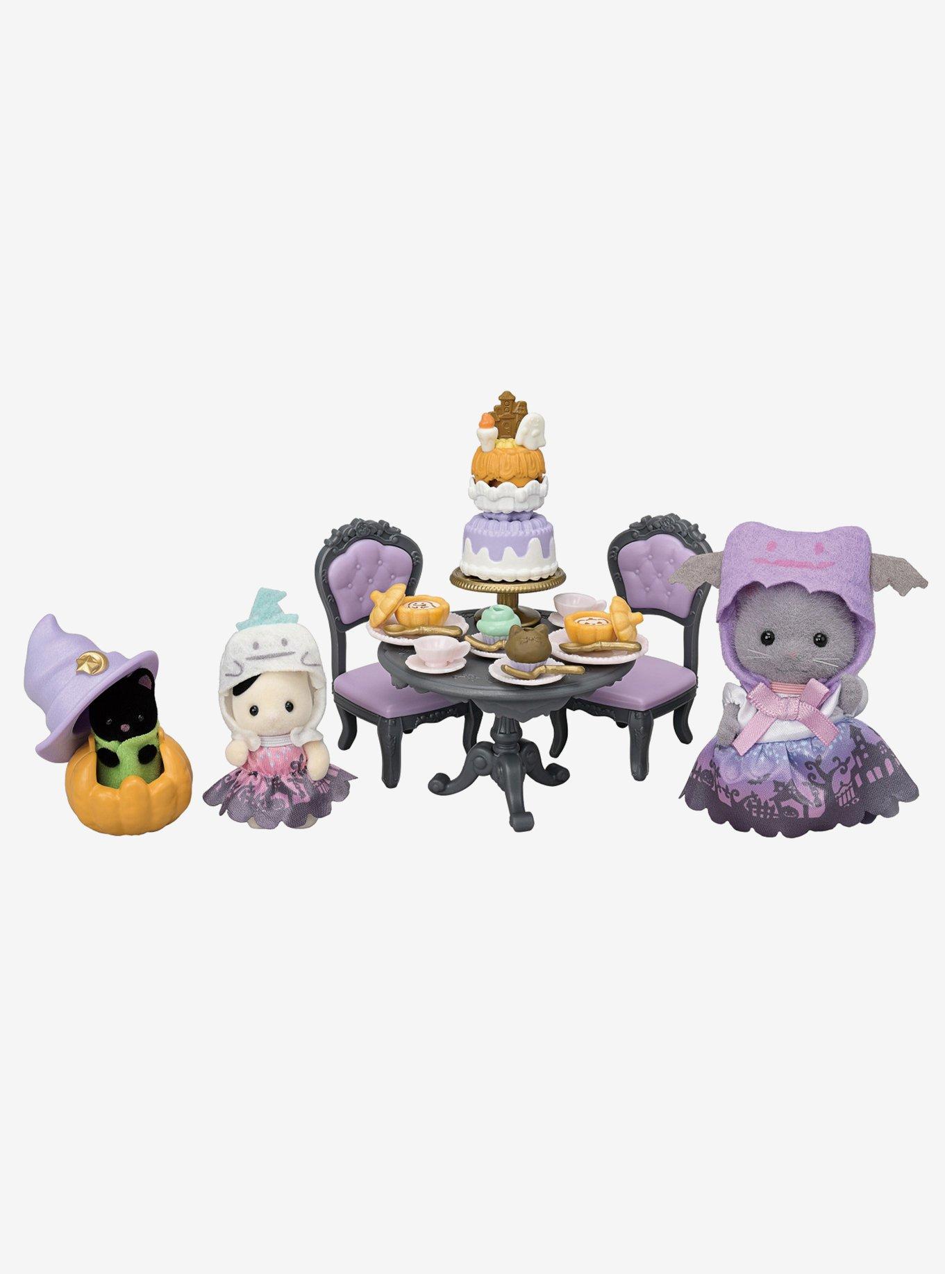 Calico Critters Halloween Surprise Party Set, , alternate