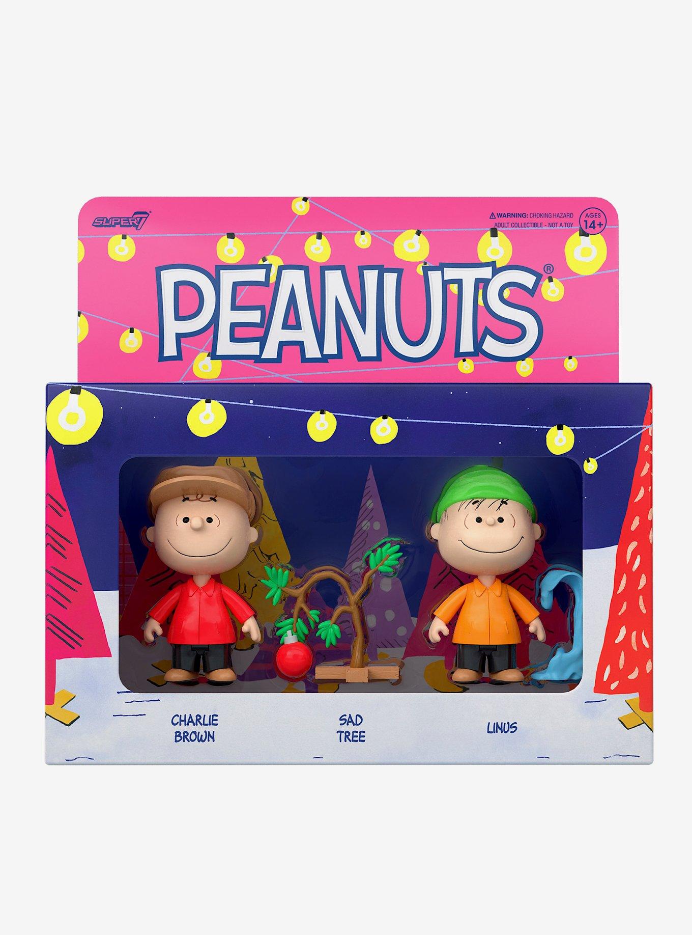 Super7 ReAction Peanuts Charlie Brown & Linus Holiday Figure Set, , alternate