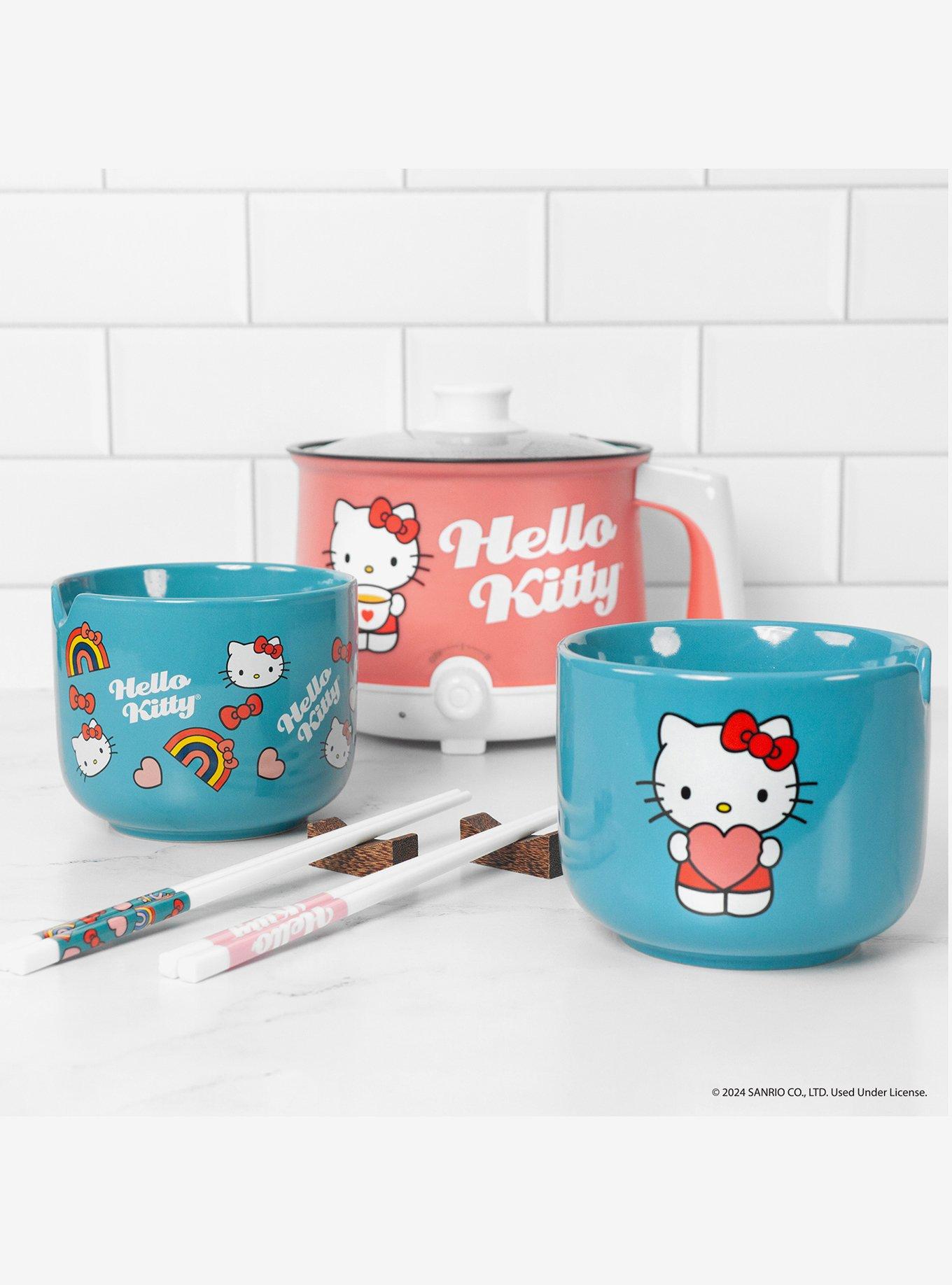 Hello Kitty Hot Pot with Ramen Bowls, , alternate