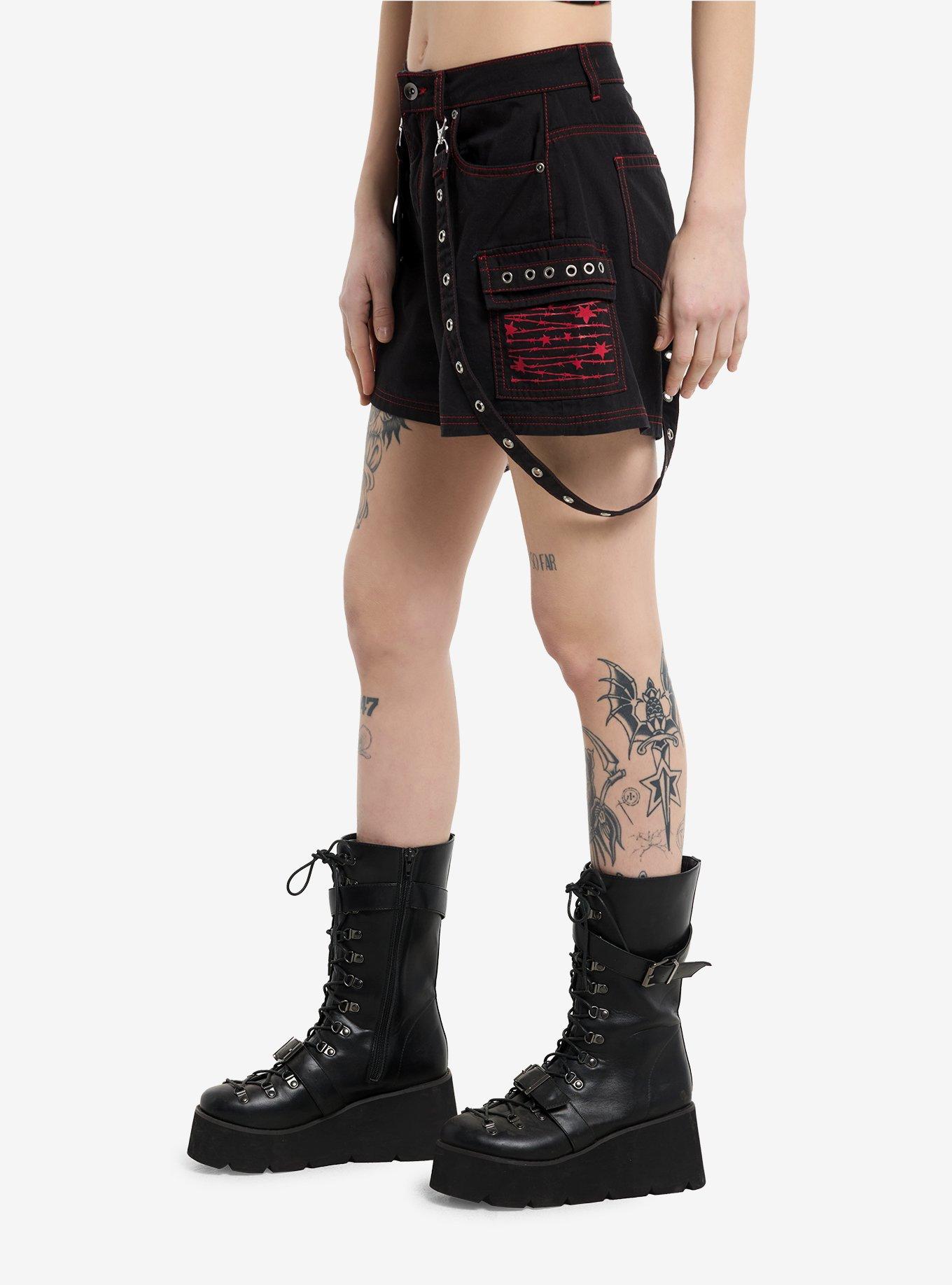 Black & Red Skull & Barbed Wire Suspender Cargo Shorts, RED, alternate