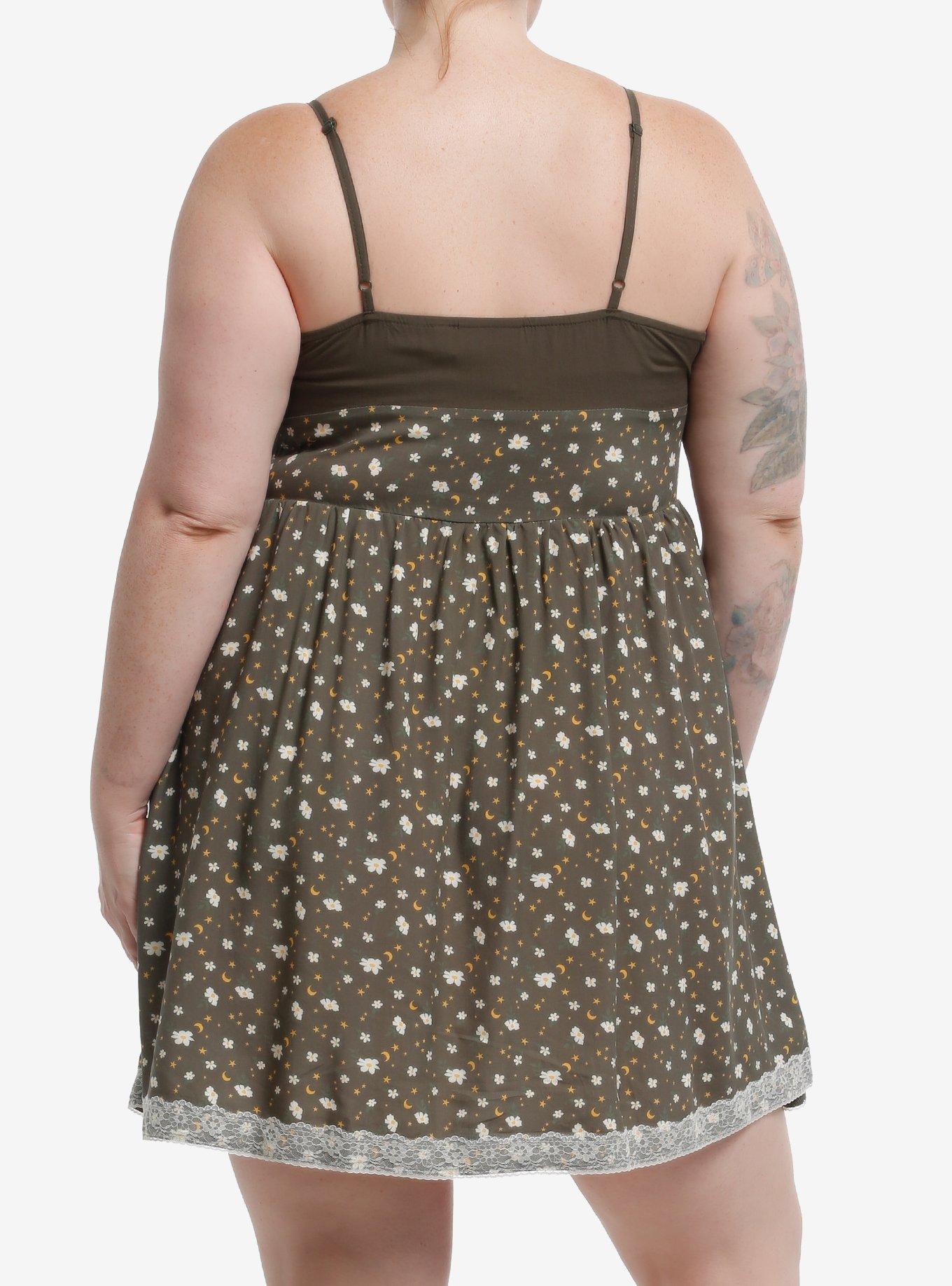 Thorn & Fable Green Floral Lace Slip Dress Plus Size, , alternate