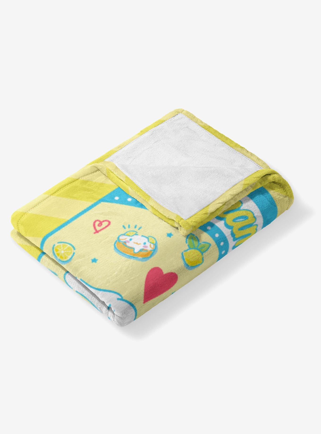 Cinnamoroll Cinna Summer Silk Touch Throw Blanket, , alternate