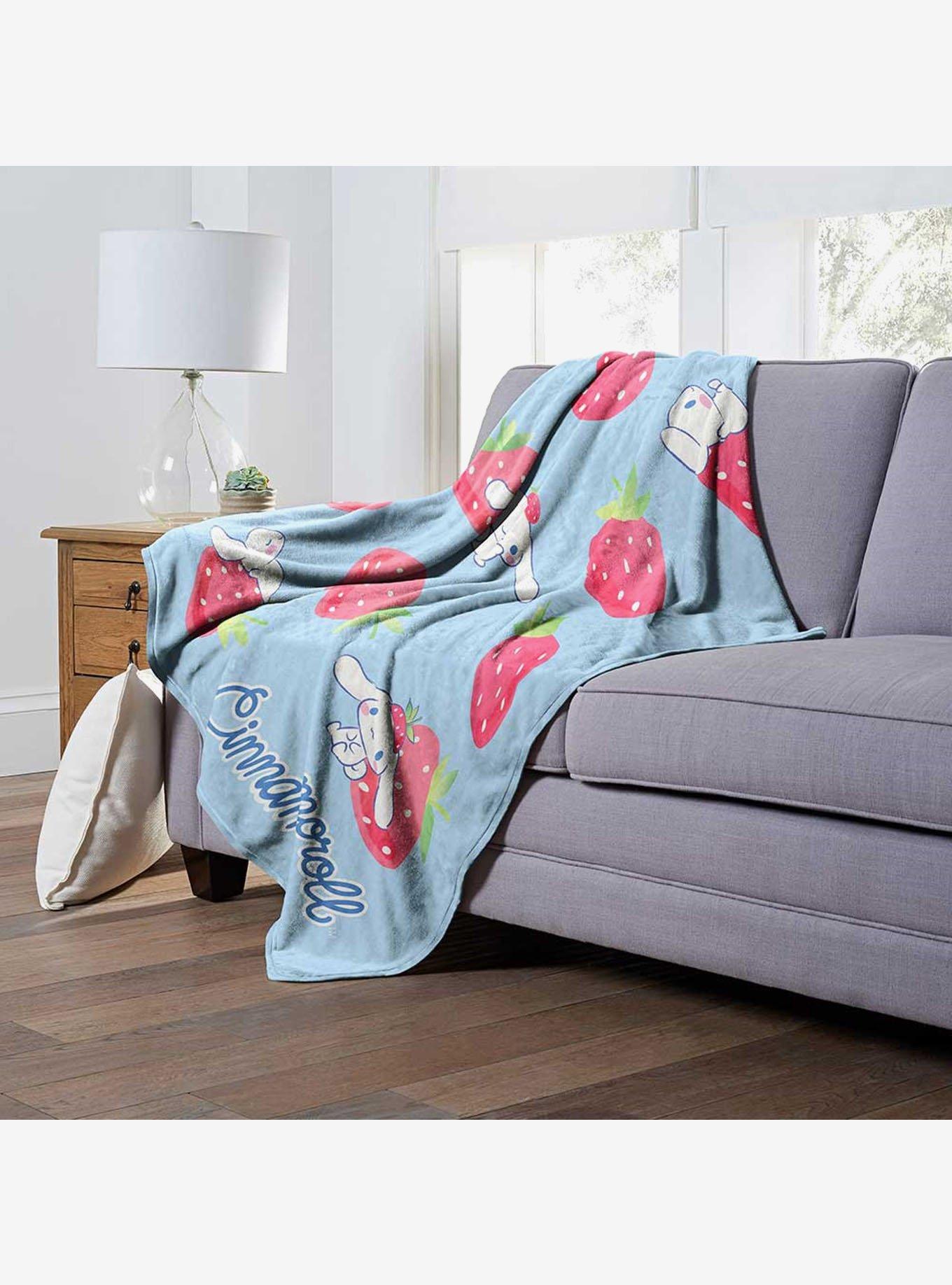 Cinnamoroll Berry Lovable Silk Touch Throw Blanket, , alternate