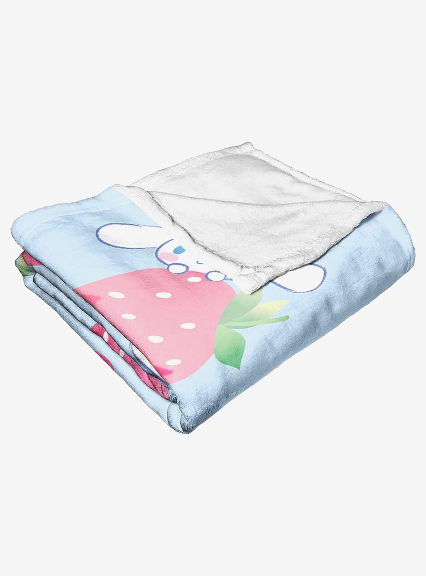 Cinnamoroll Berry Lovable Silk Touch Throw Blanket, , alternate