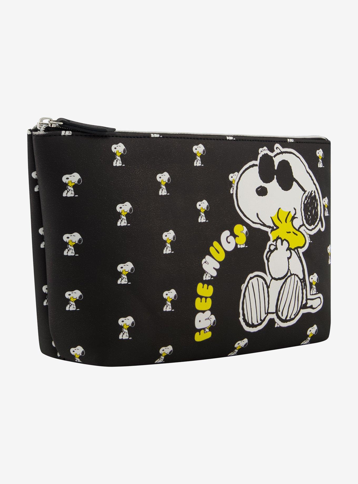 FUL Peanuts Snoopy Free Hugs Cosmetic Bag, , alternate