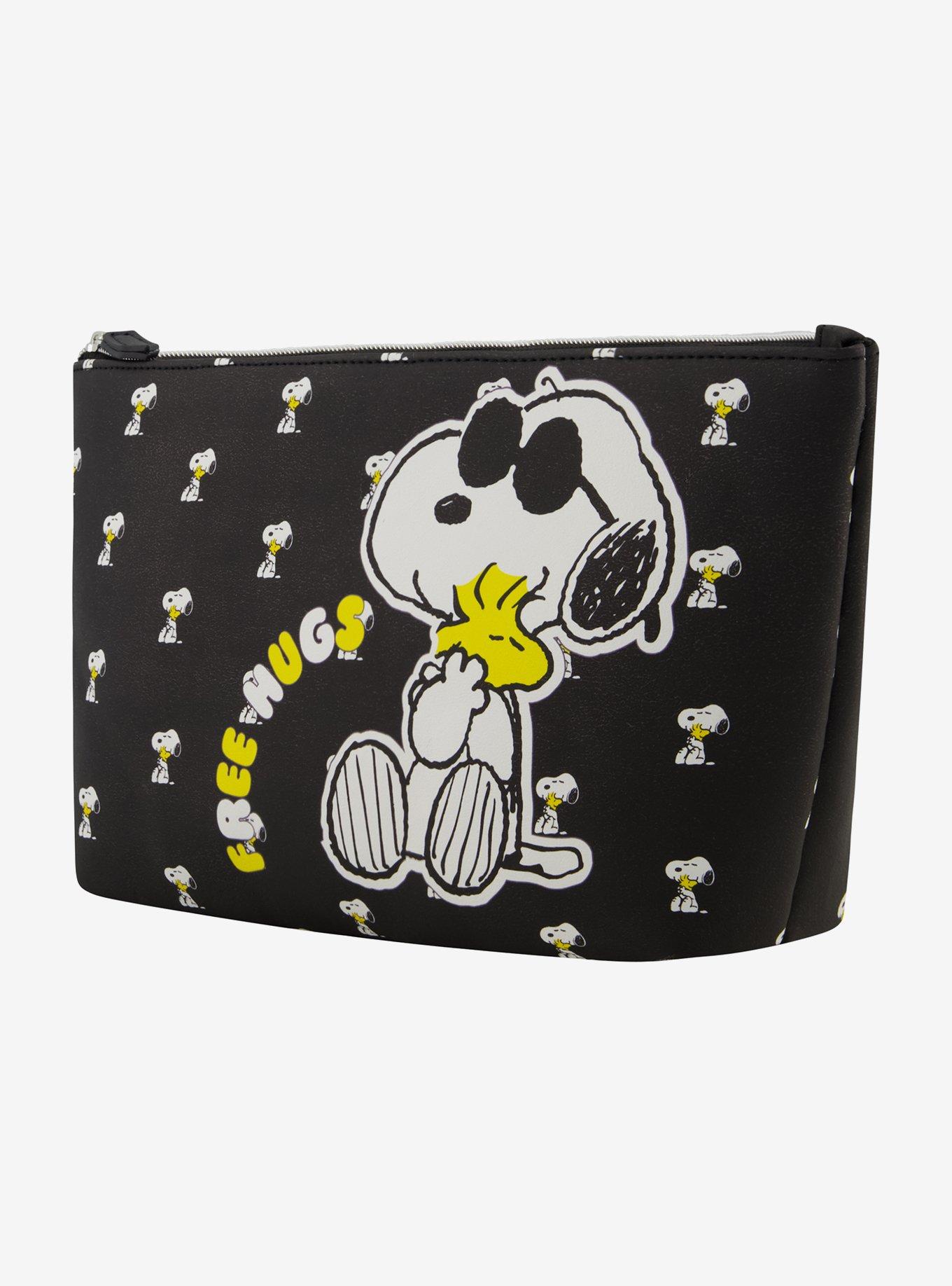 FUL Peanuts Snoopy Free Hugs Cosmetic Bag, , alternate