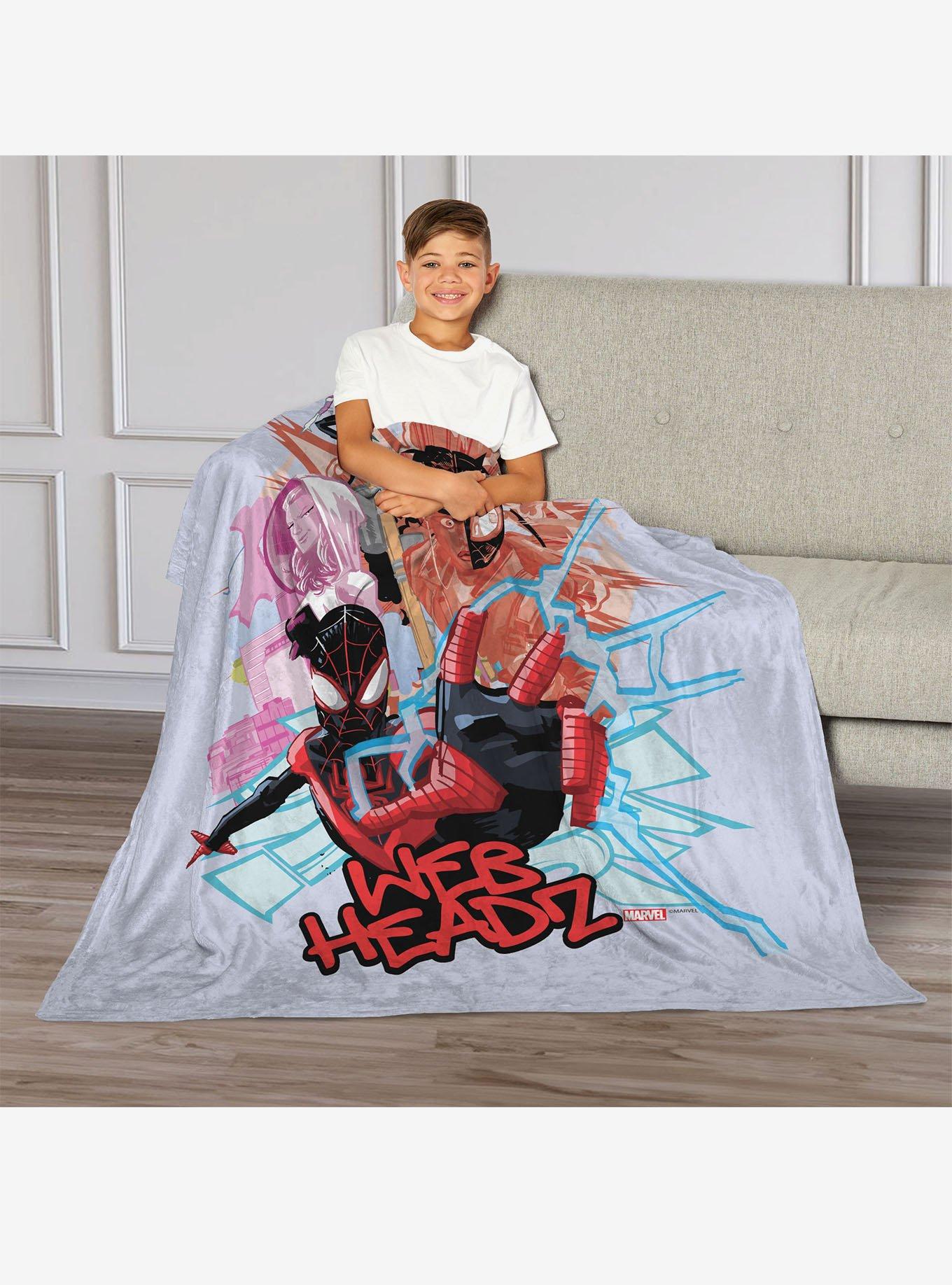 Marvel Spider-Man Web Headz 50" Silk Touch Throw Blanket, , alternate