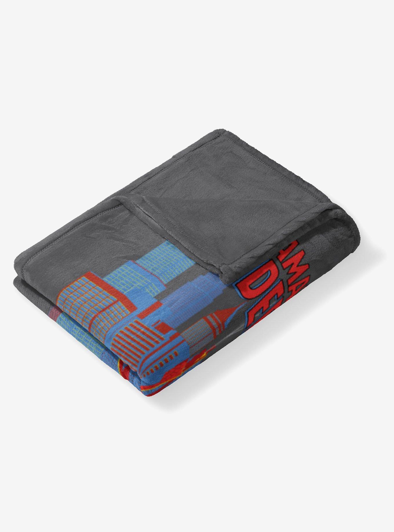 Marvel Spider-Man Amazing Cityscape 40" Silk Touch Throw Blanket, , alternate