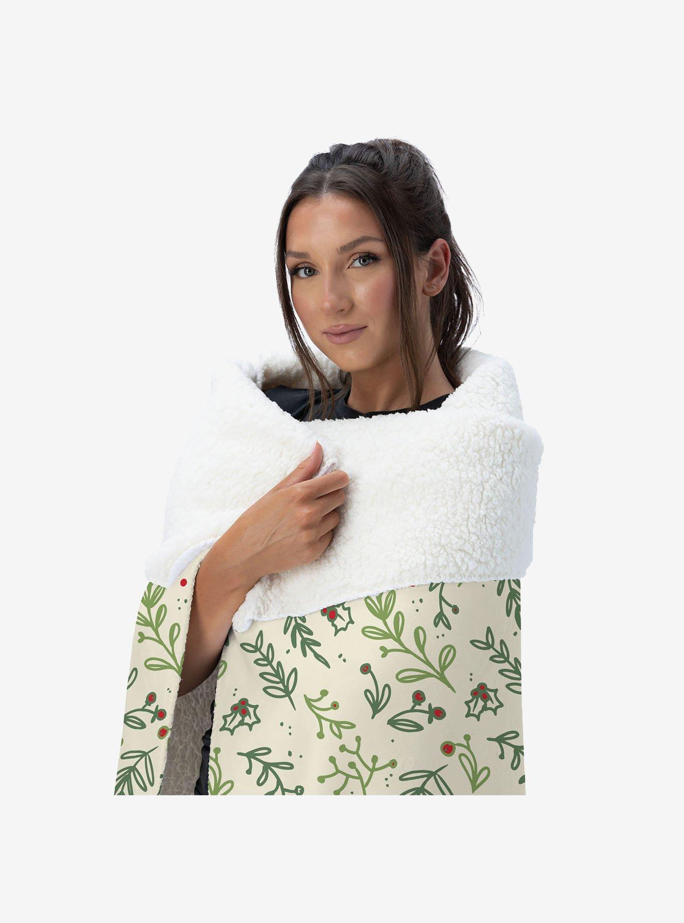 Mistletoe Silk Touch Sherpa Throw Blanket, , hi-res