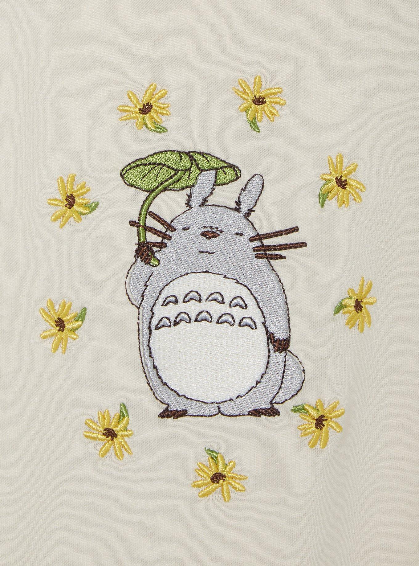 Studio Ghibli® My Neighbor Totoro Floral Totoro Women's Plus Size Cropped T-Shirt - BoxLunch Exclusive, CREAM, alternate