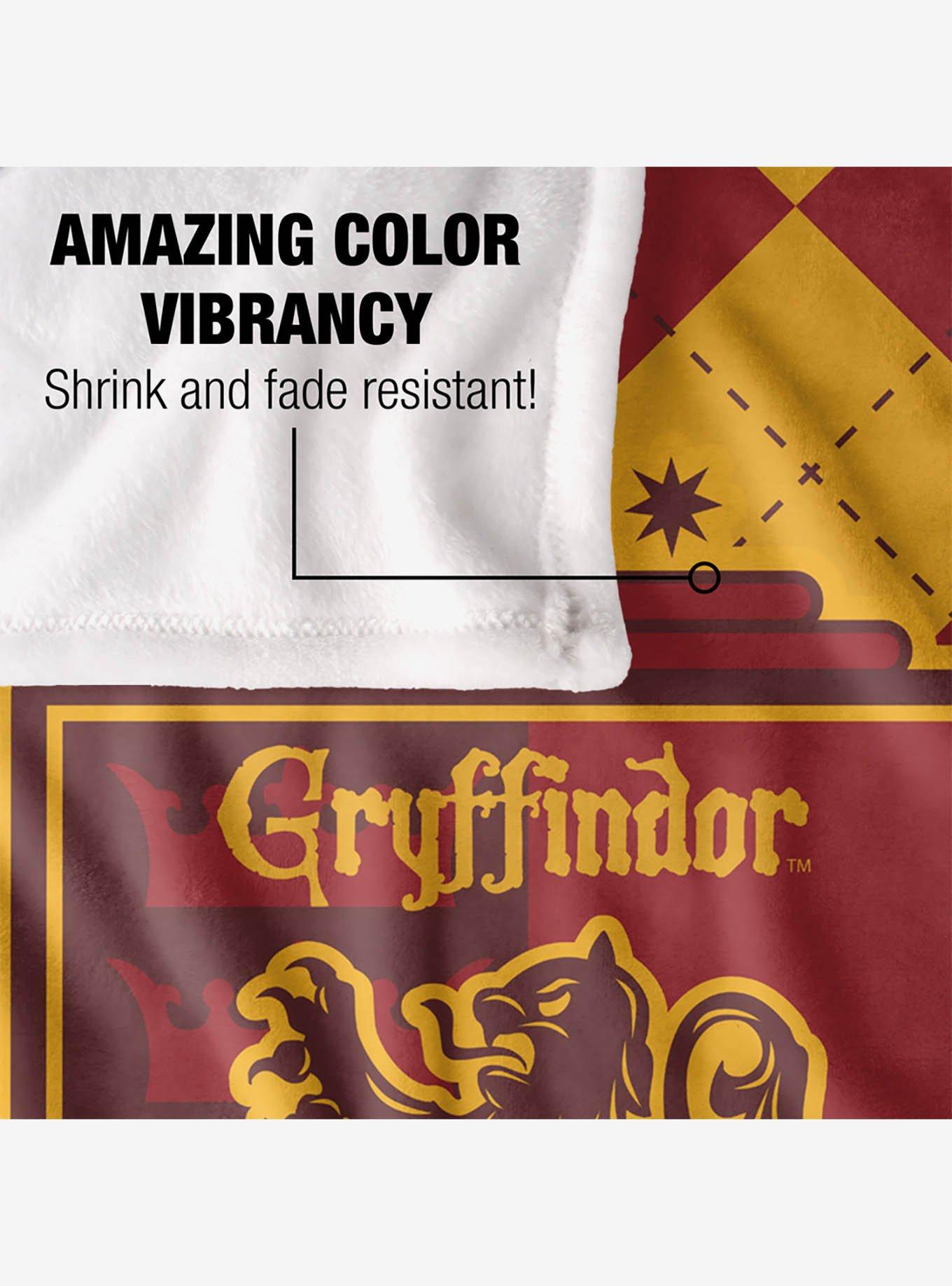 Harry Potter Gryffindor Plaid Sigil 36x58" Throw Blanket, , alternate