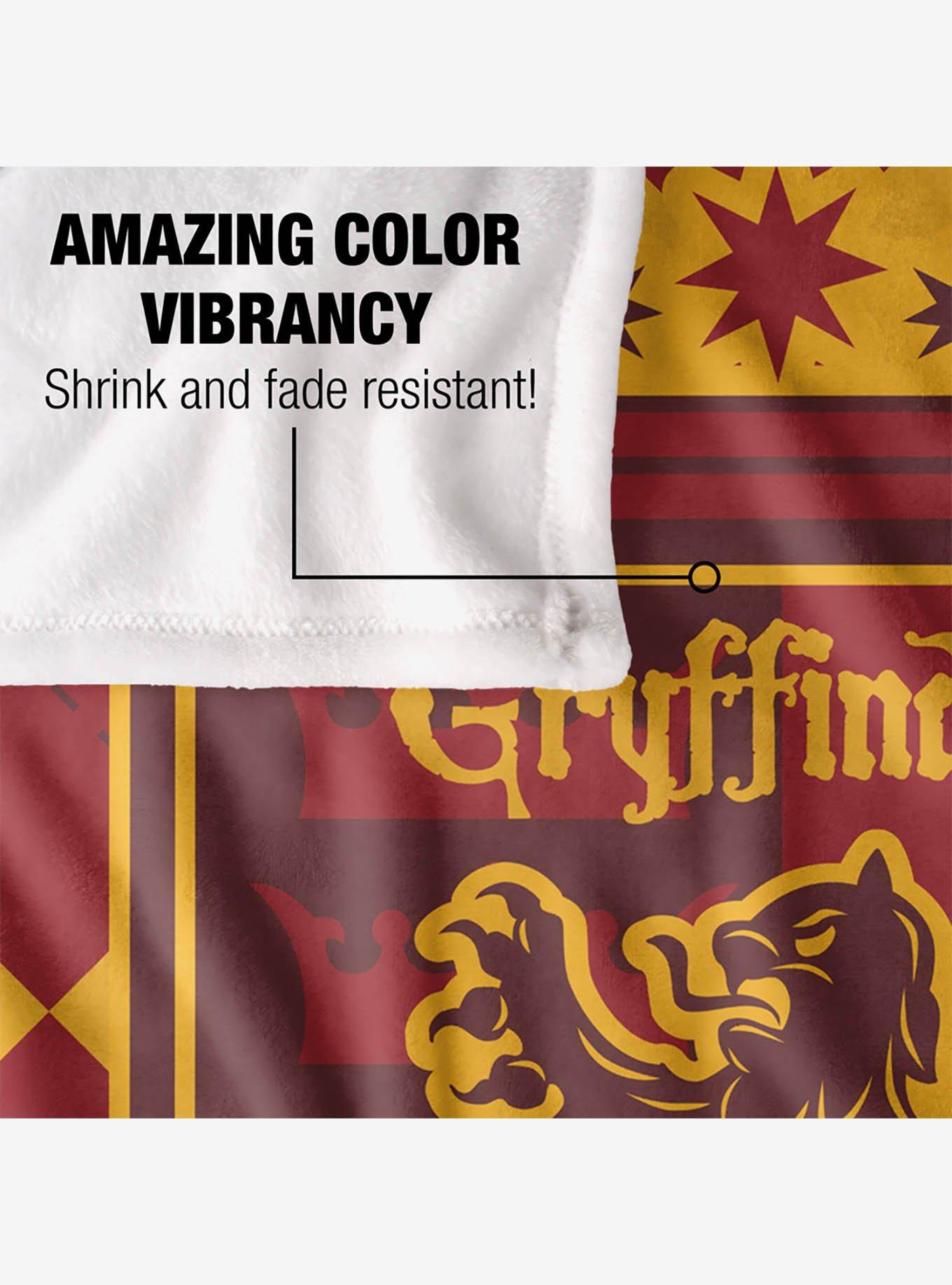Harry Potter Gryffindor Plaid Sigil 50x60" Throw Blanket, , alternate