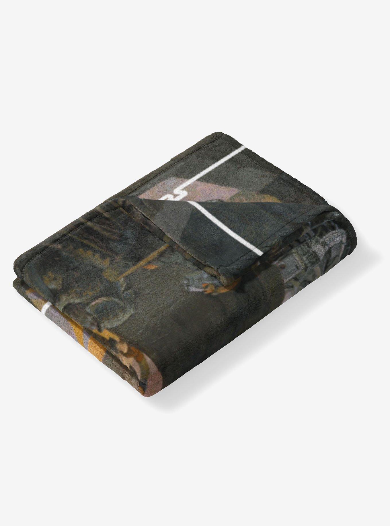 Star Wars Classic Concepts Scum & Villainy 50x60" Silk Touch Throw Blanket, , alternate