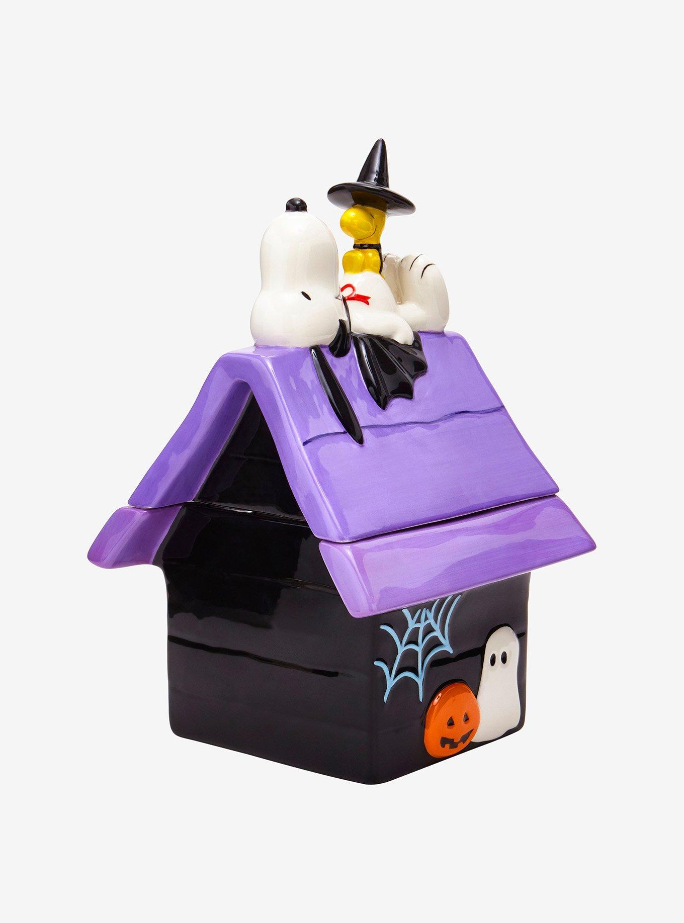 Peanuts Snoopy & Woodstock Halloween Doghouse Figural Cookie Jar