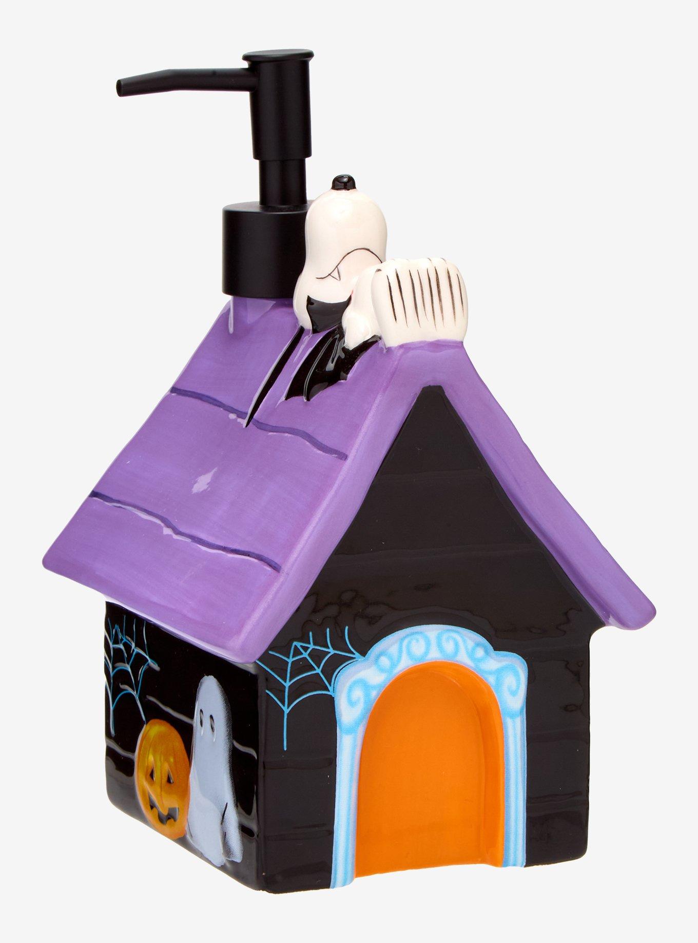 Peanuts Snoopy Halloween Doghouse Soap Pump, , alternate