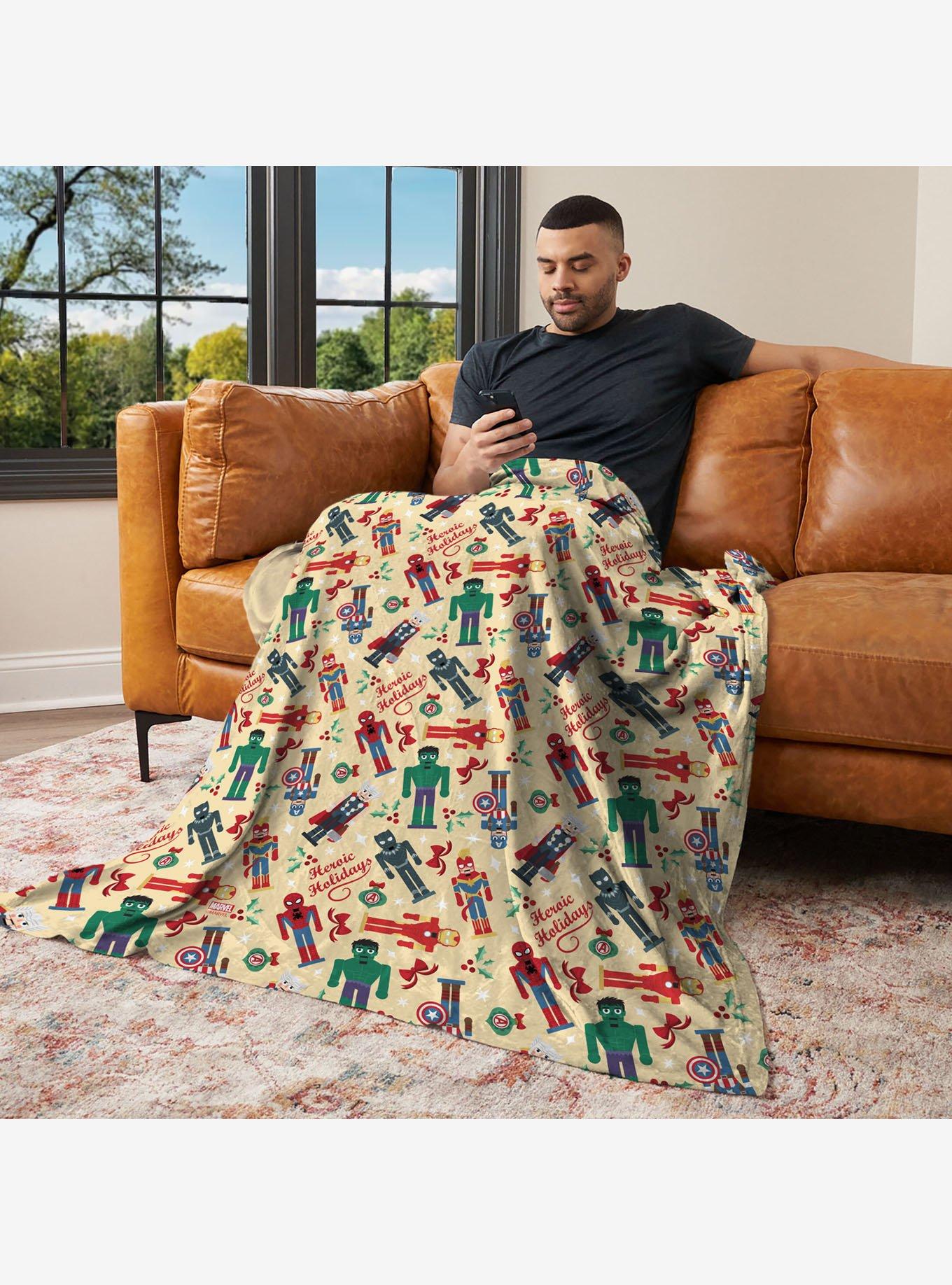 Marvel Avengers Heroic Holiday 50x60" Silk Touch Throw Blanket, , alternate