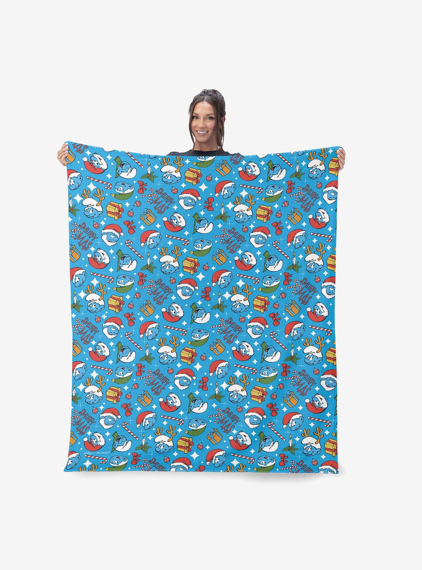 The Smurfs Smurfy Christmas Silk Touch Sherpa Throw Blanket, , alternate