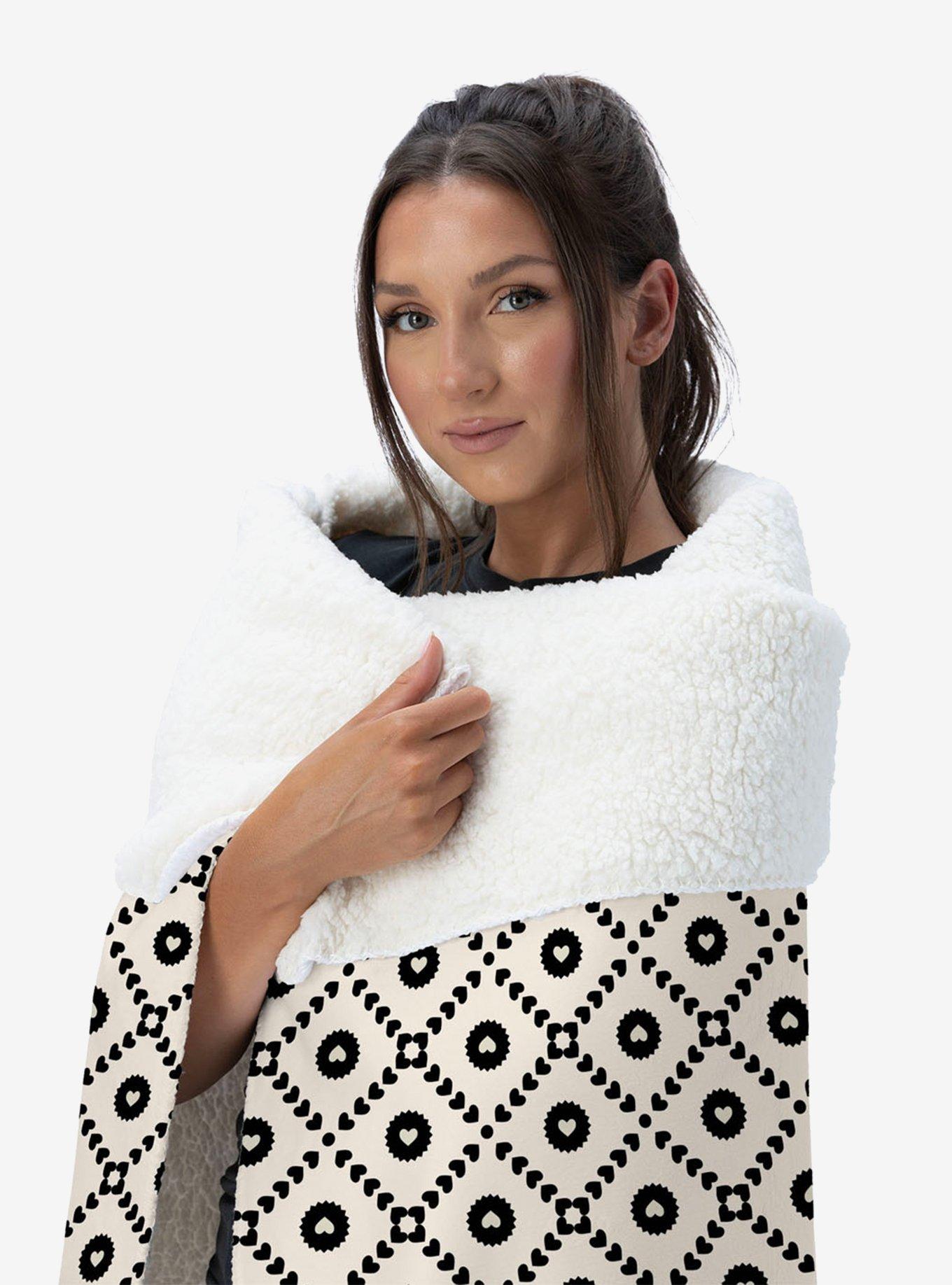 Black Hearts Silk Touch Sherpa Throw Blanket, , alternate