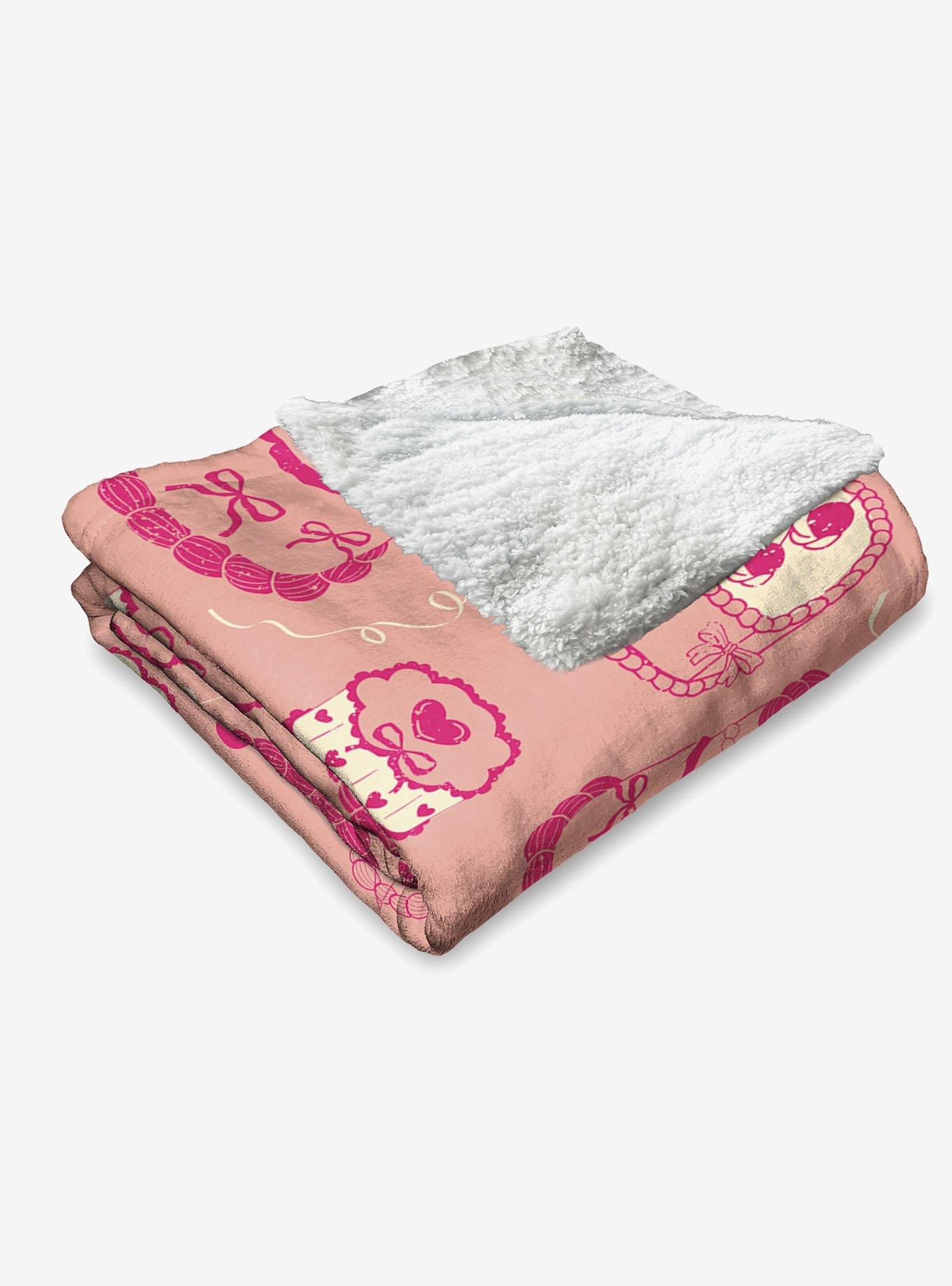 Valentine's Day Cakes Silk Touch Sherpa Throw Blanket, , alternate