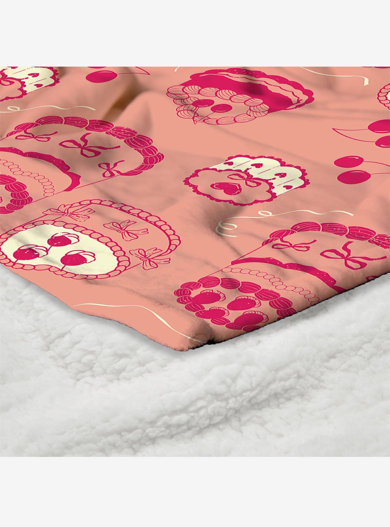 Valentine's Day Cakes Silk Touch Sherpa Throw Blanket, , alternate