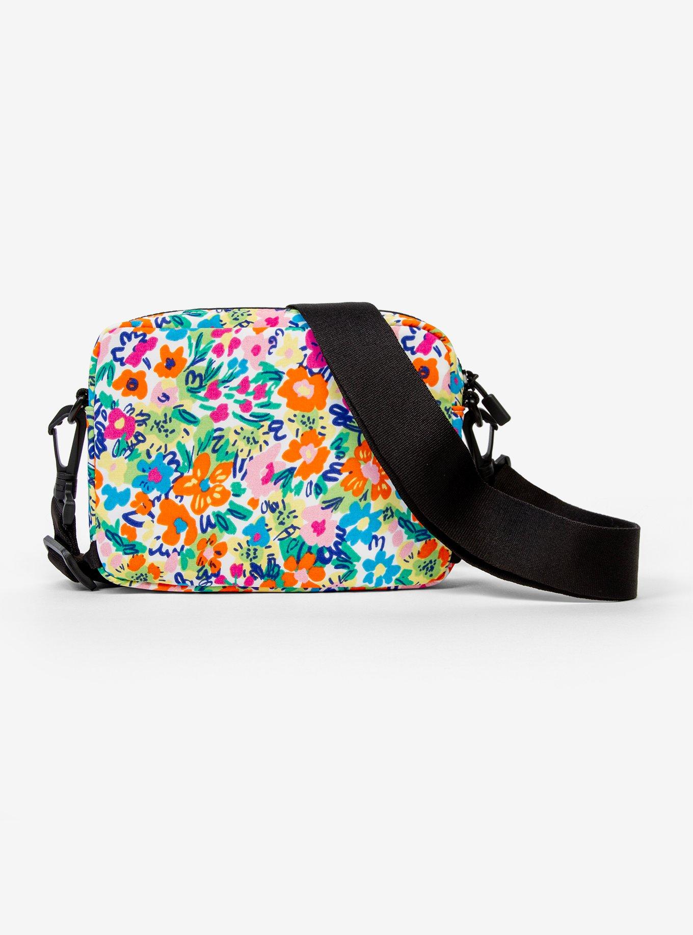 Essentials Crossbody Bag Giada, , hi-res