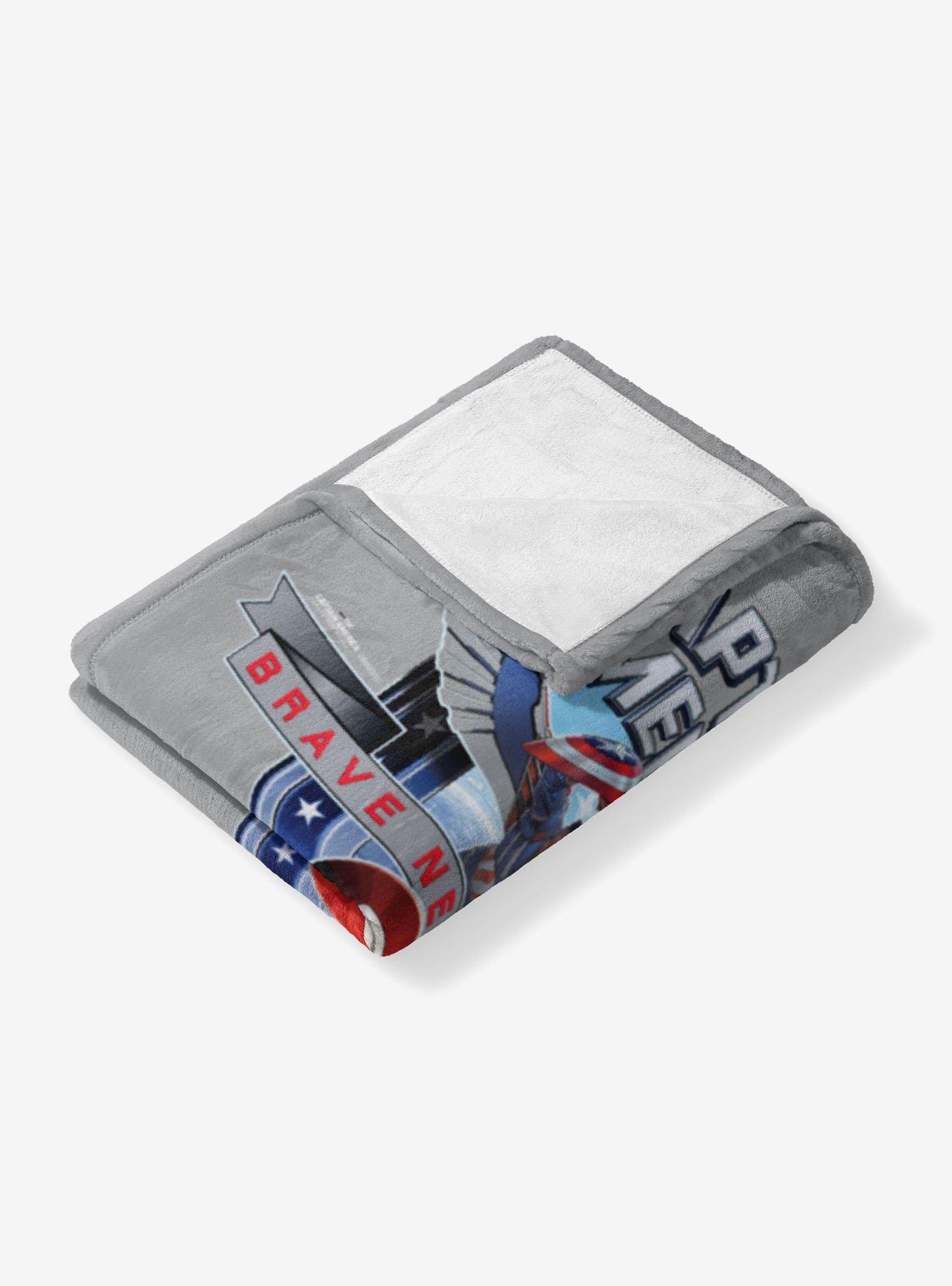 Marvel Captain America: Brave New World 40x50" Silk Touch Throw Blanket, , alternate