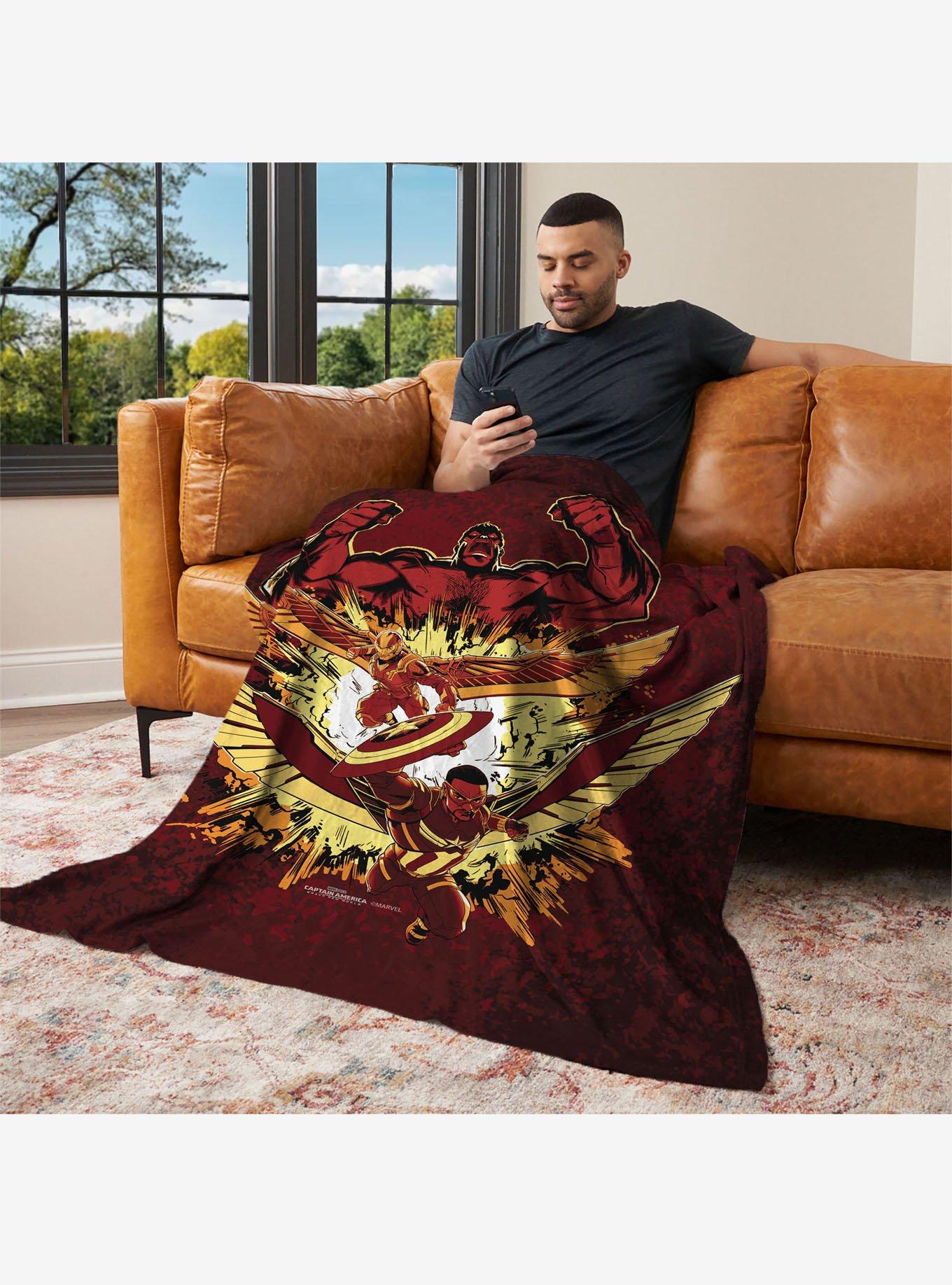 Marvel Captain America: Brave New World Red Hulk Rises 40x50" Silk Touch Throw Blanket, , hi-res