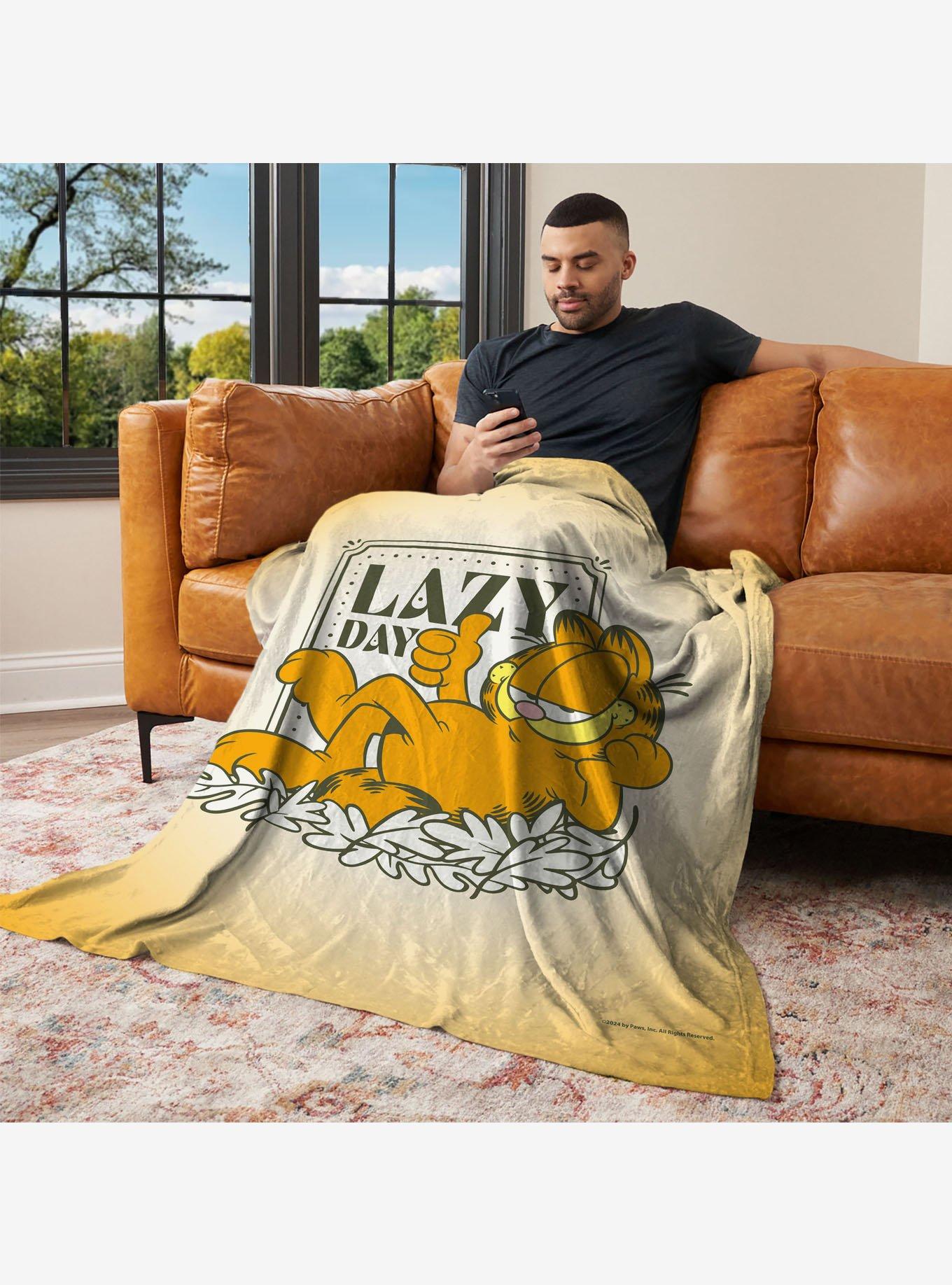 Garfield Lazy Day 50x60" Silk Touch Throw Blanket, , alternate