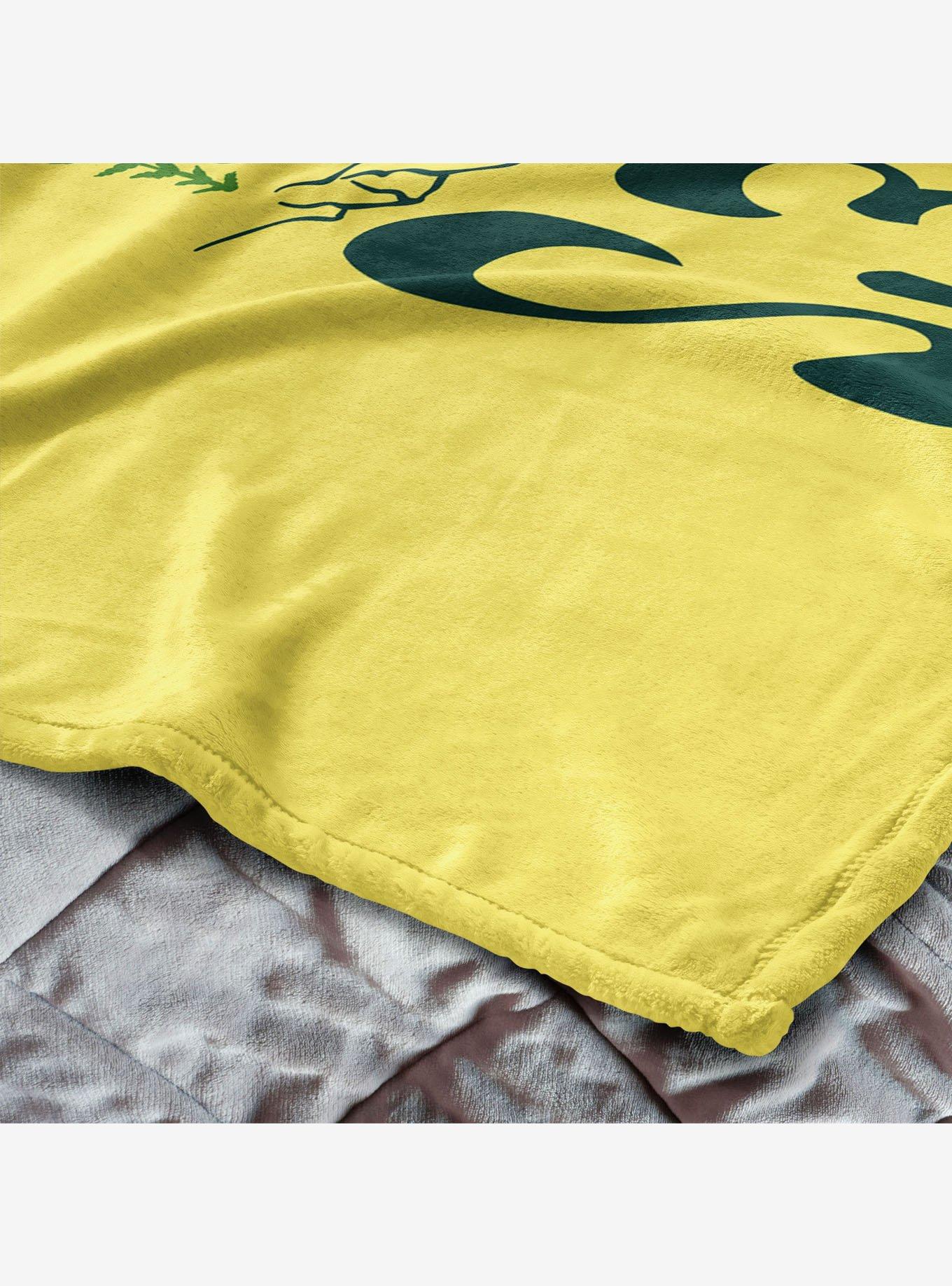 Garfield Where's The TV 50x60" Silk Touch Throw Blanket, , alternate